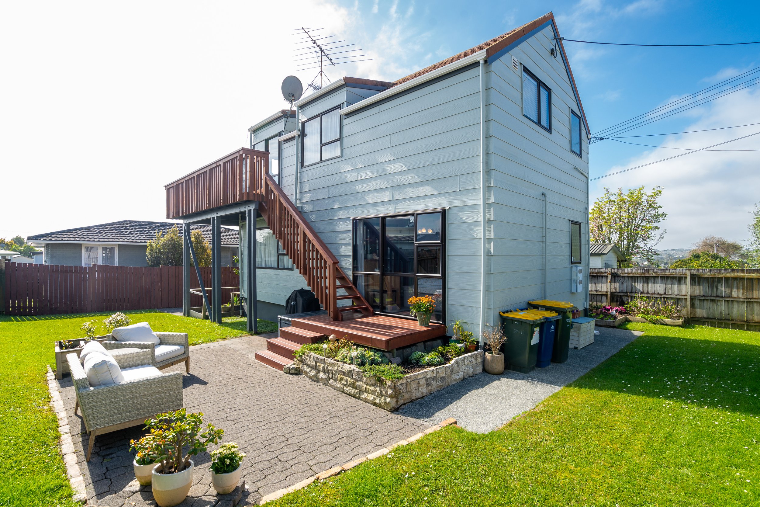 12 - 25A Fairclough Road.JPG