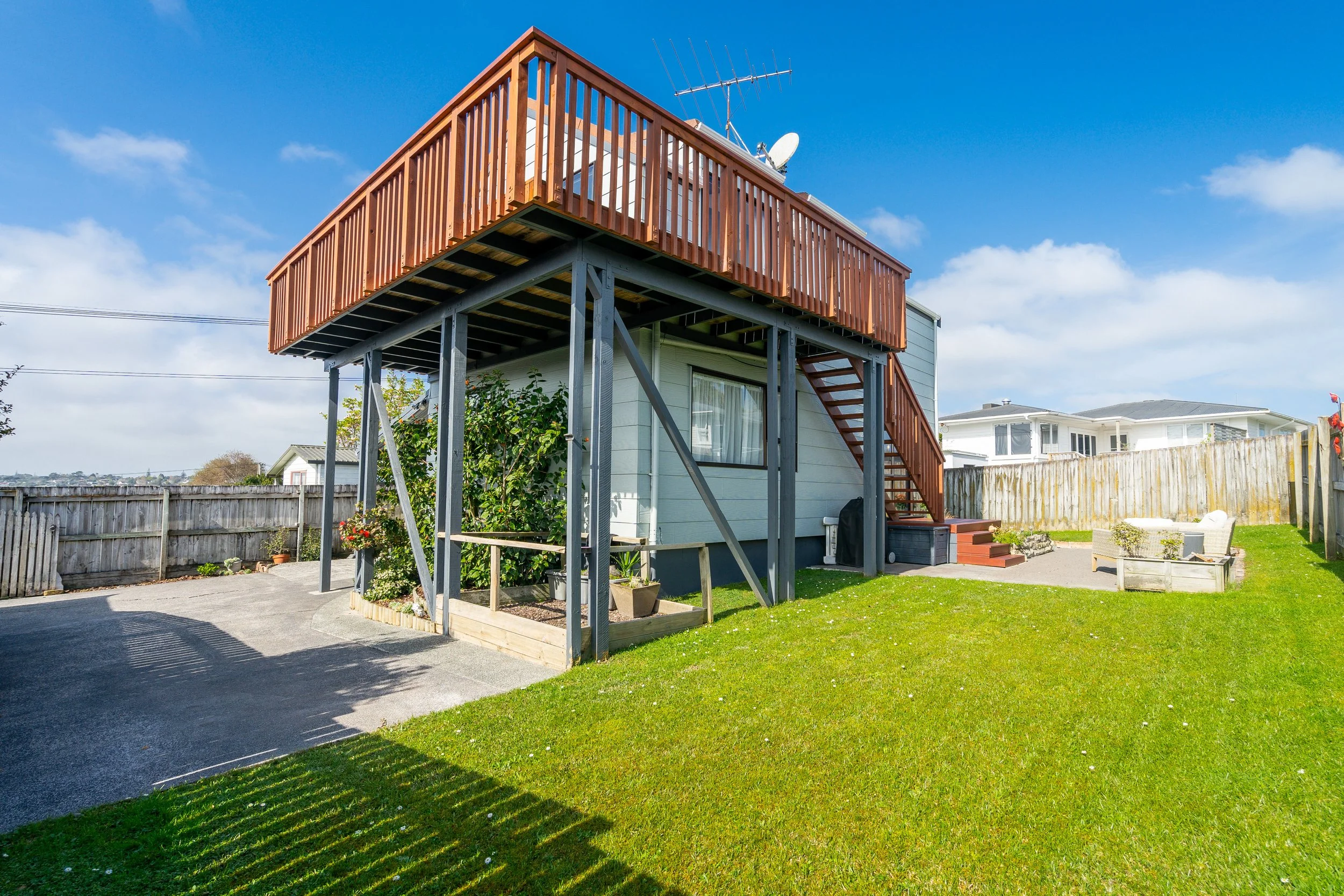 13 - 25A Fairclough Road.JPG