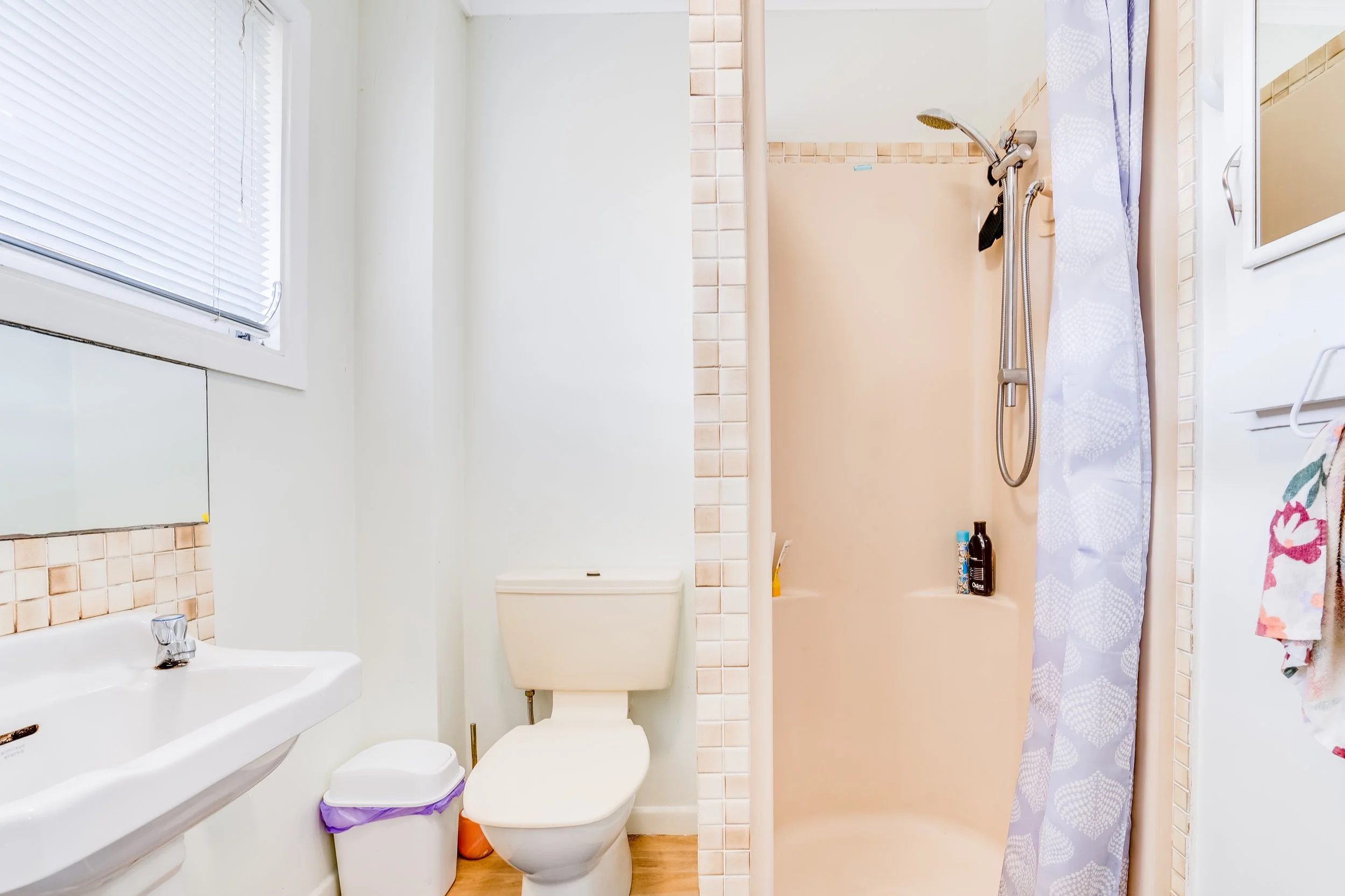 12 - 1.177 Glenfield Road.jpg