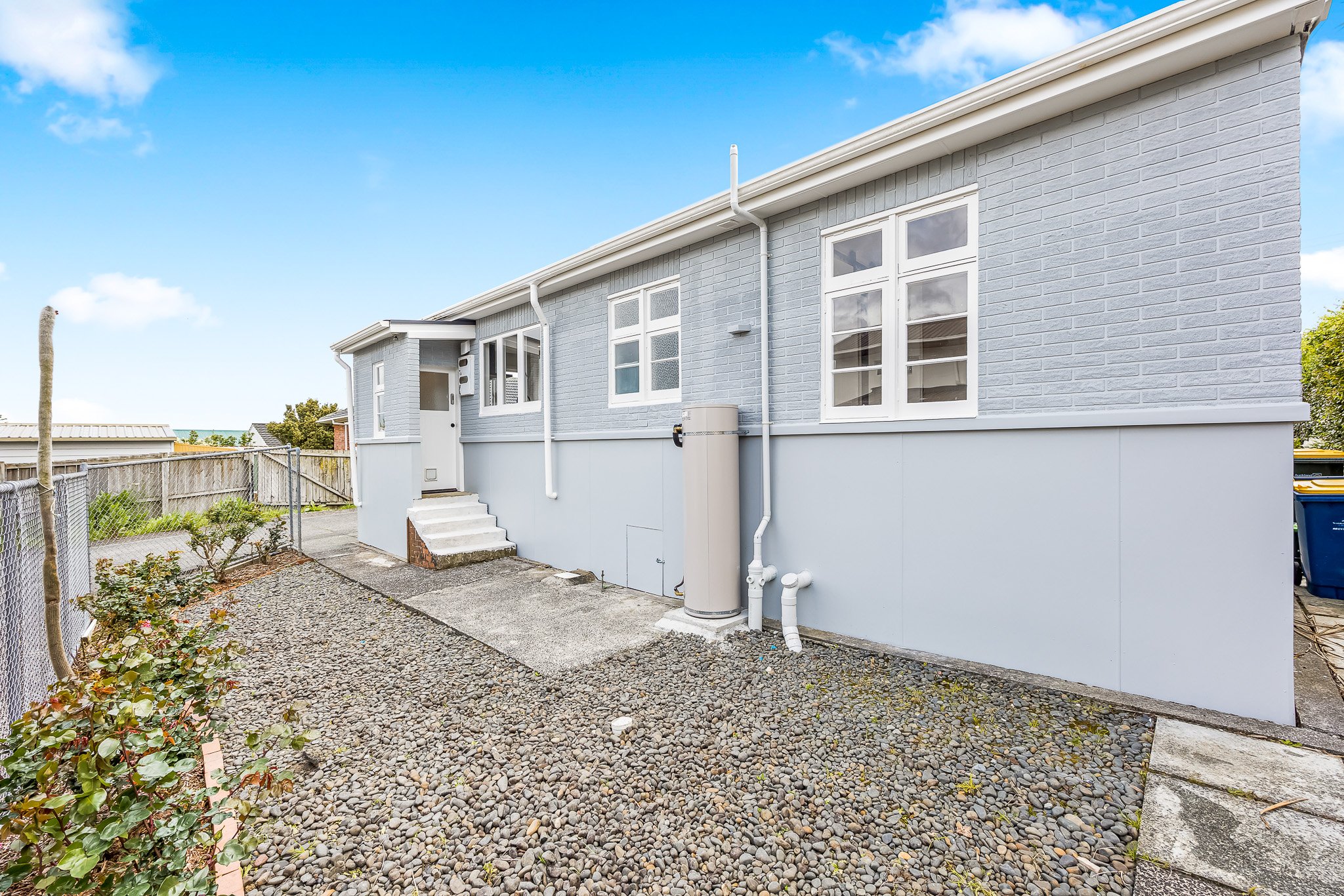 22 - 115 Sunnyside Rd.jpg