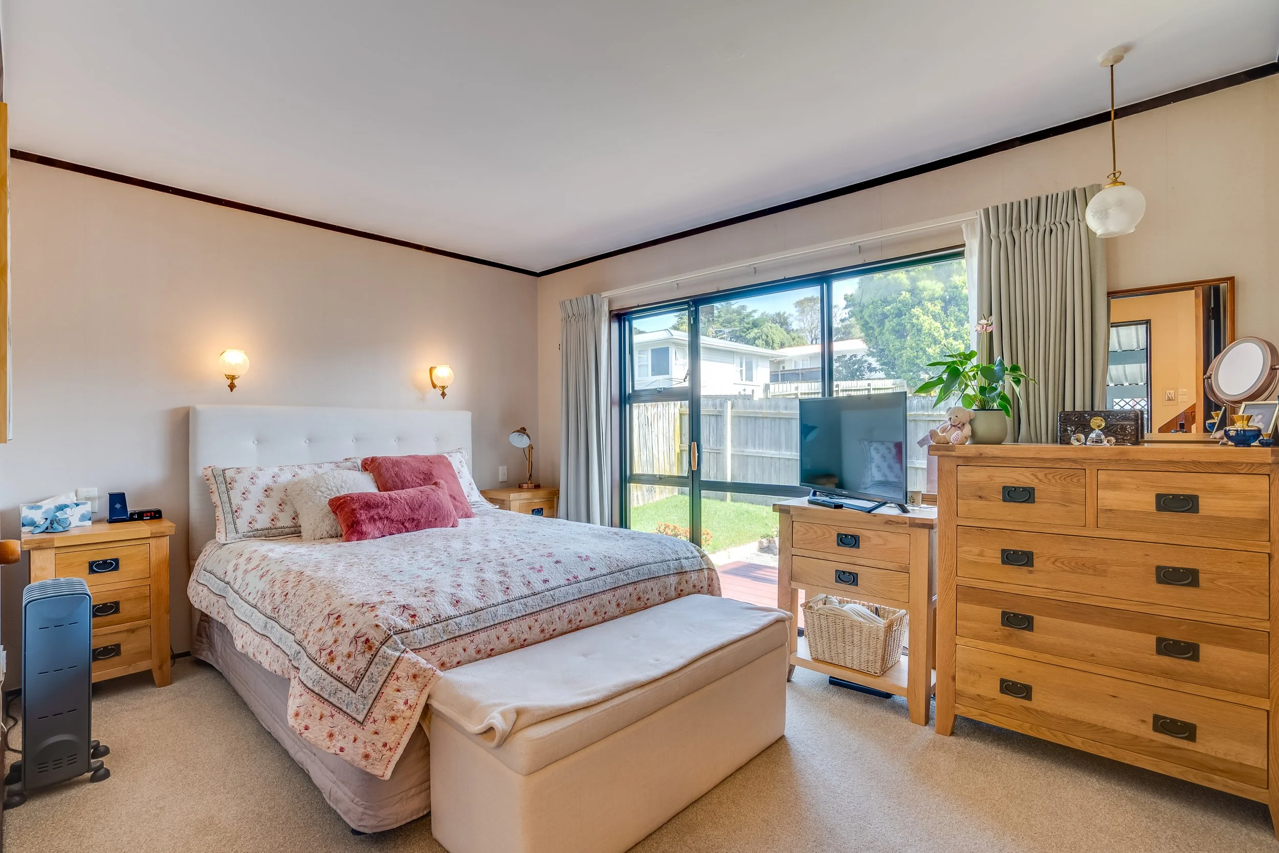 7 - 25A Fairclough Road.jpg