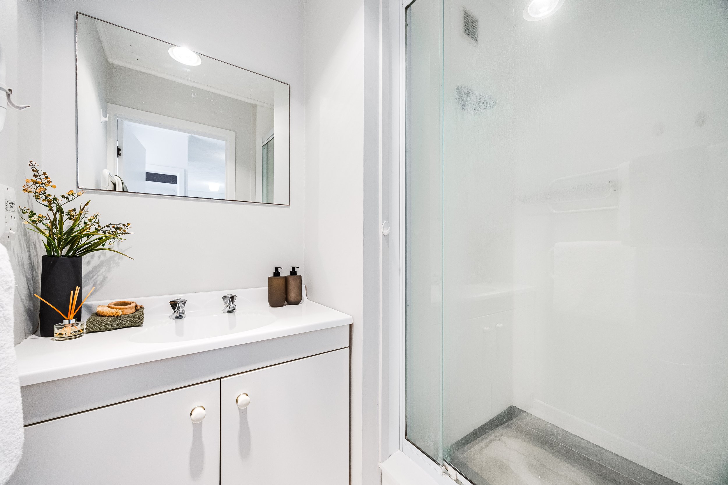 18 - 142 Glamorgan 283A8678.jpg