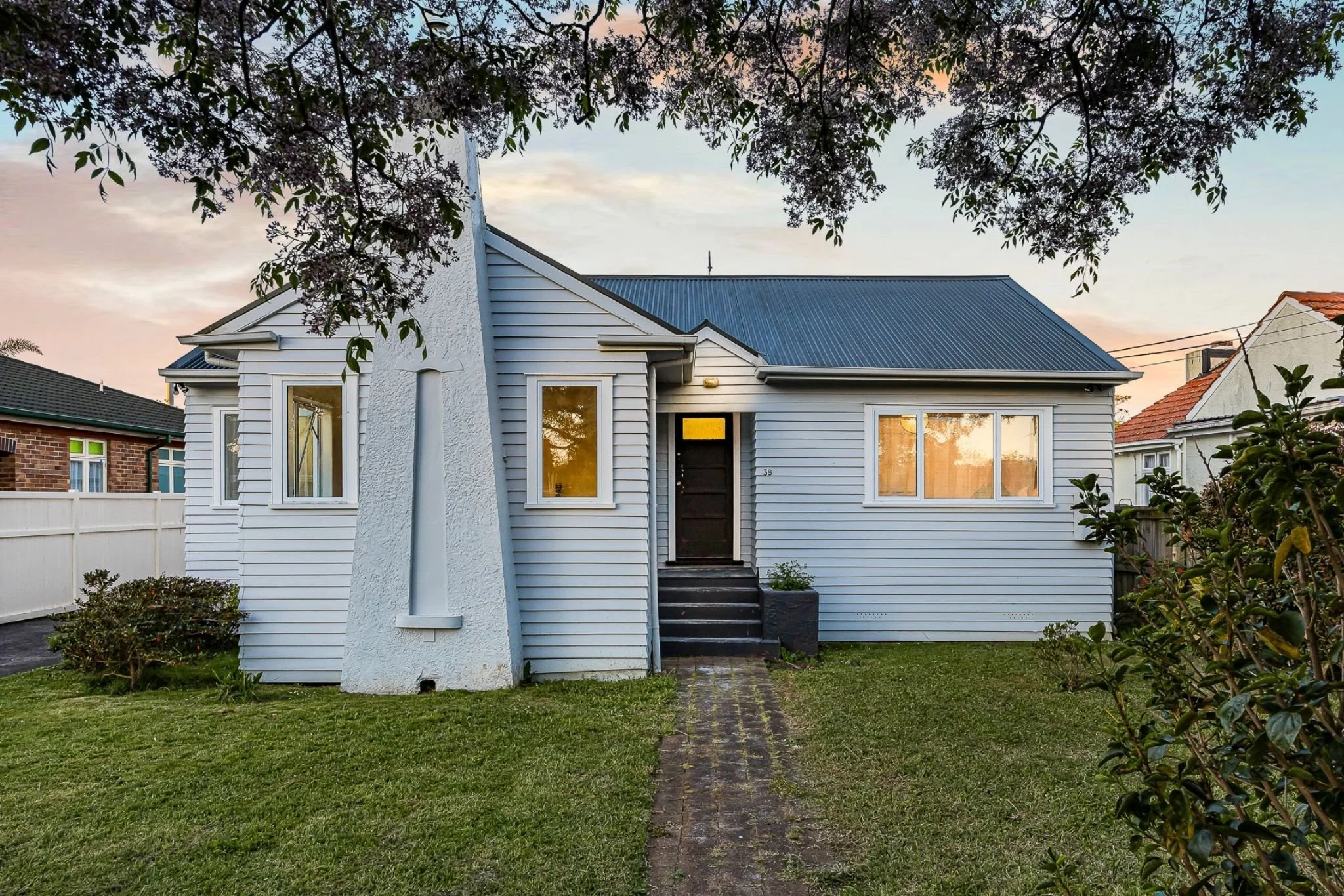 38 PARRISH ROAD, SANDRINGHAM
