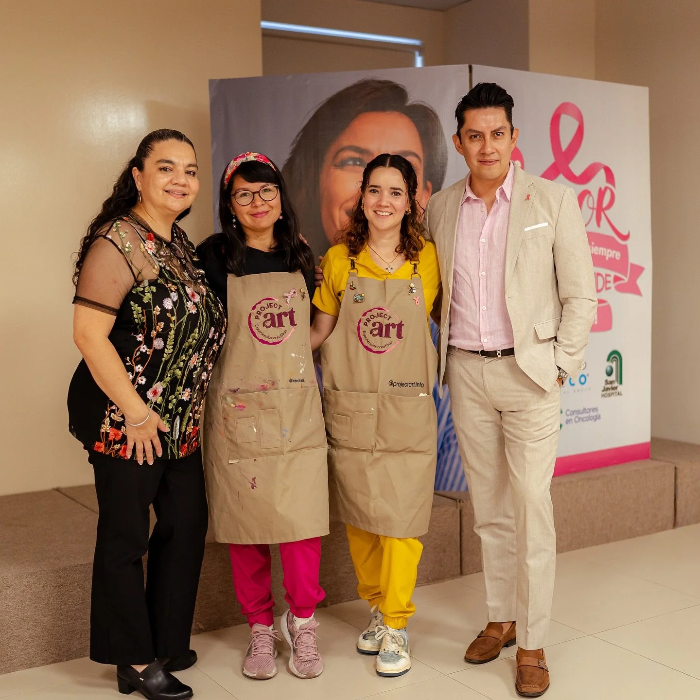 El Hospital San Javier en conjunto con @radioncomedical reafirma su compromiso con la detecci&oacute;n oportuna y la sensibilizaci&oacute;n sobre el c&aacute;ncer de mama.

Nuestra intervenci&oacute;n de gorras simboliza el apoyo, la empat&iacute;a y