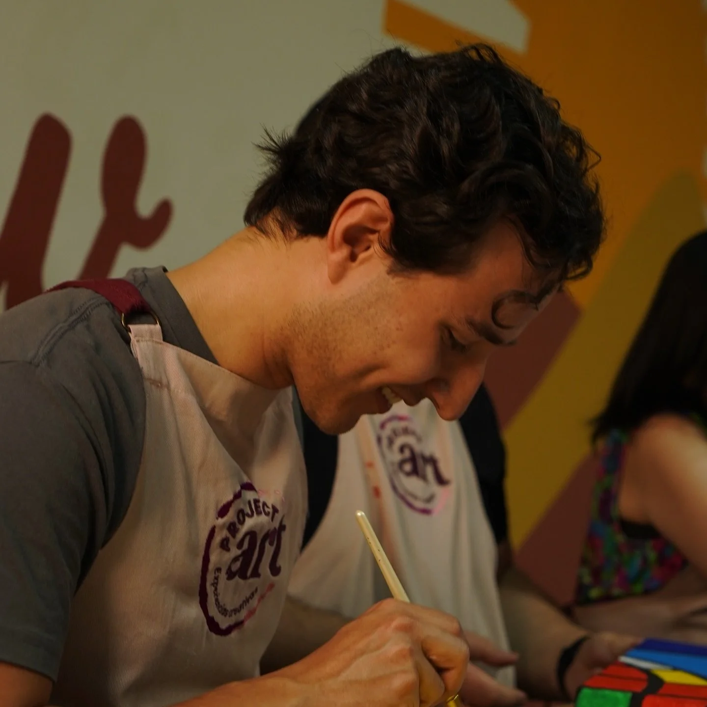 Intentar algo nuevo siempre da miedo&hellip;
pero ah&iacute; es donde sucede la magia. ✨

NXP x Project Art

&iquest;Te imaginas vivir esto con tu equipo? Escr&iacute;benos y llevamos la experiencia a tu empresa. 🎨

#arte #empresas #integracion #met