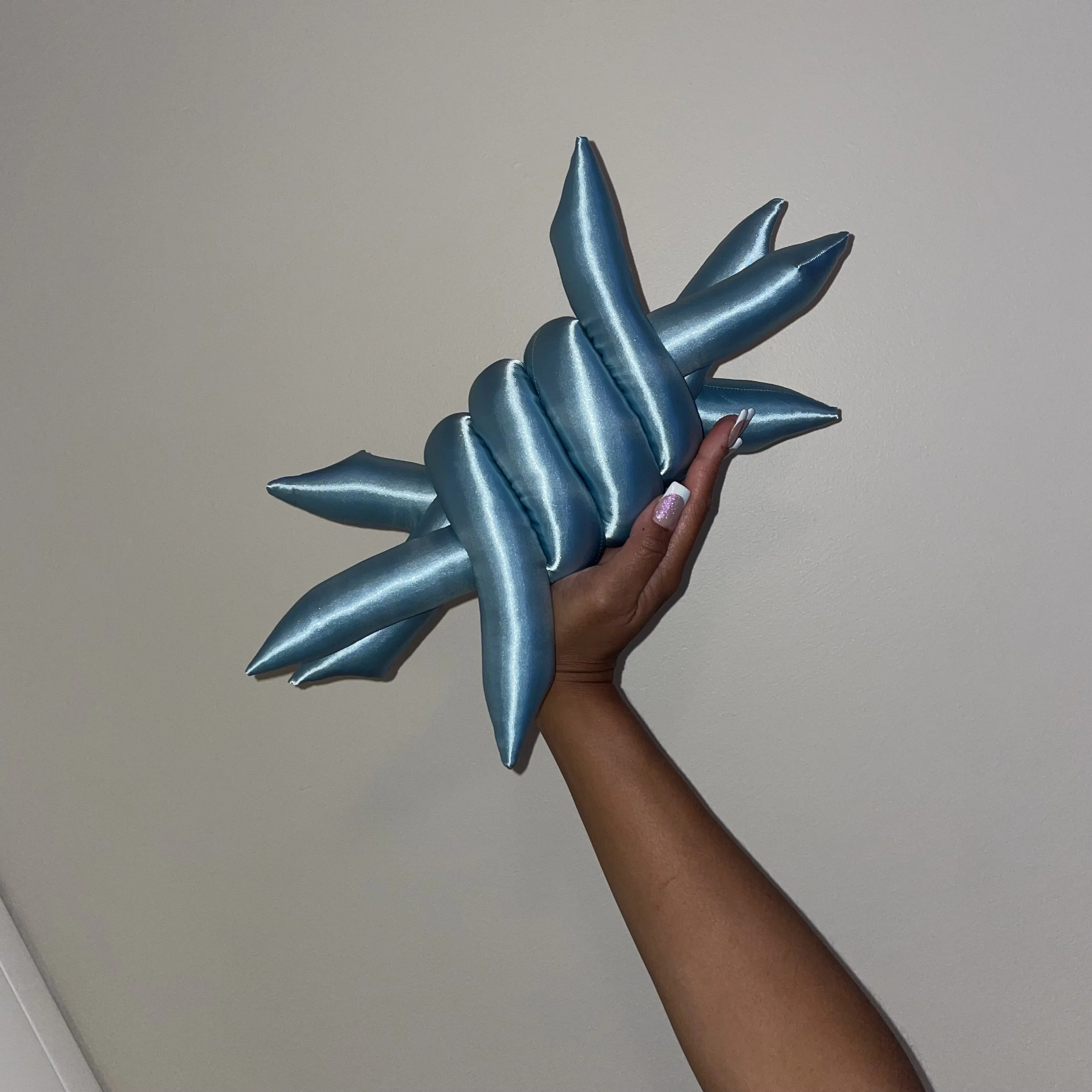 Benny Blue Mini Barb