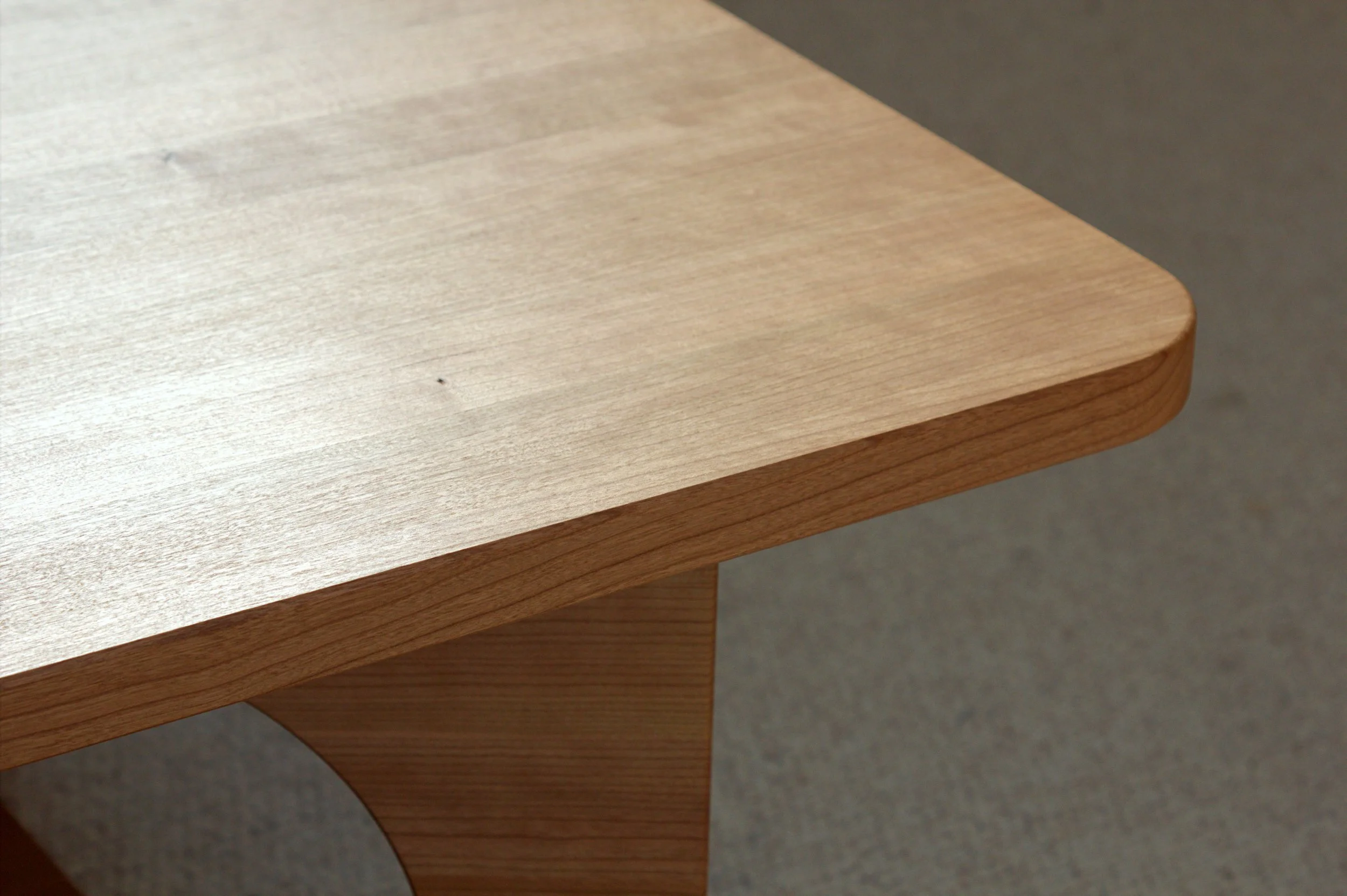 Cherry coffee table corner 1.jpg