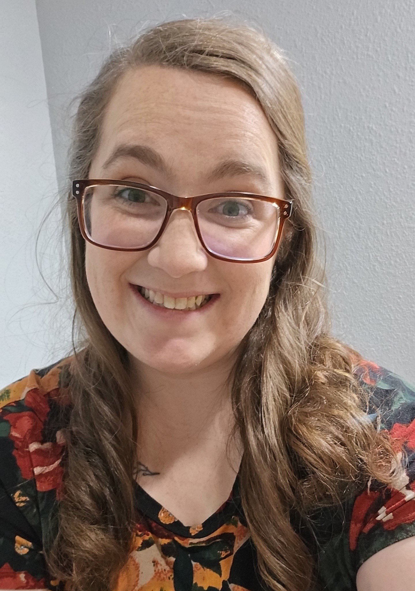 Liz Blonigen Headshot.jpg