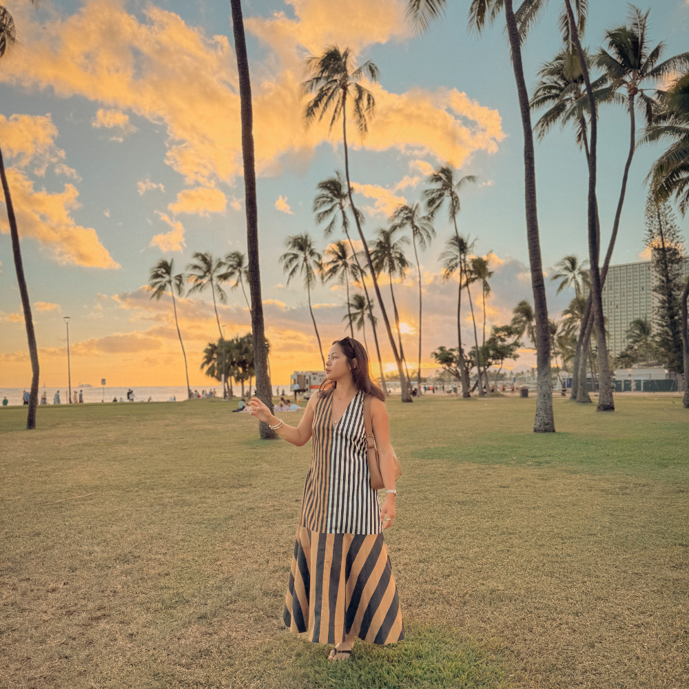 Hawaii Sunset Photo Outfit