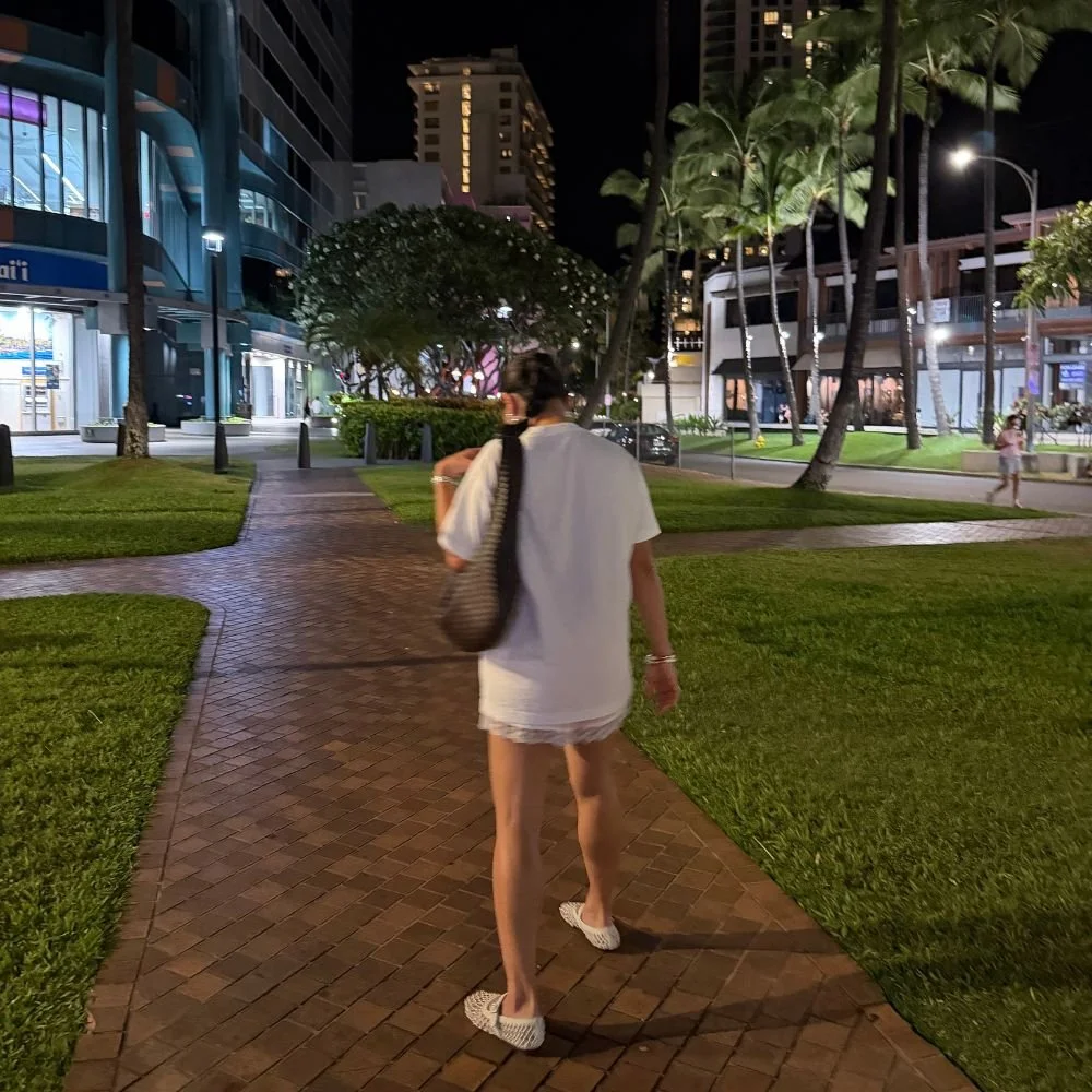 waikiki night walk