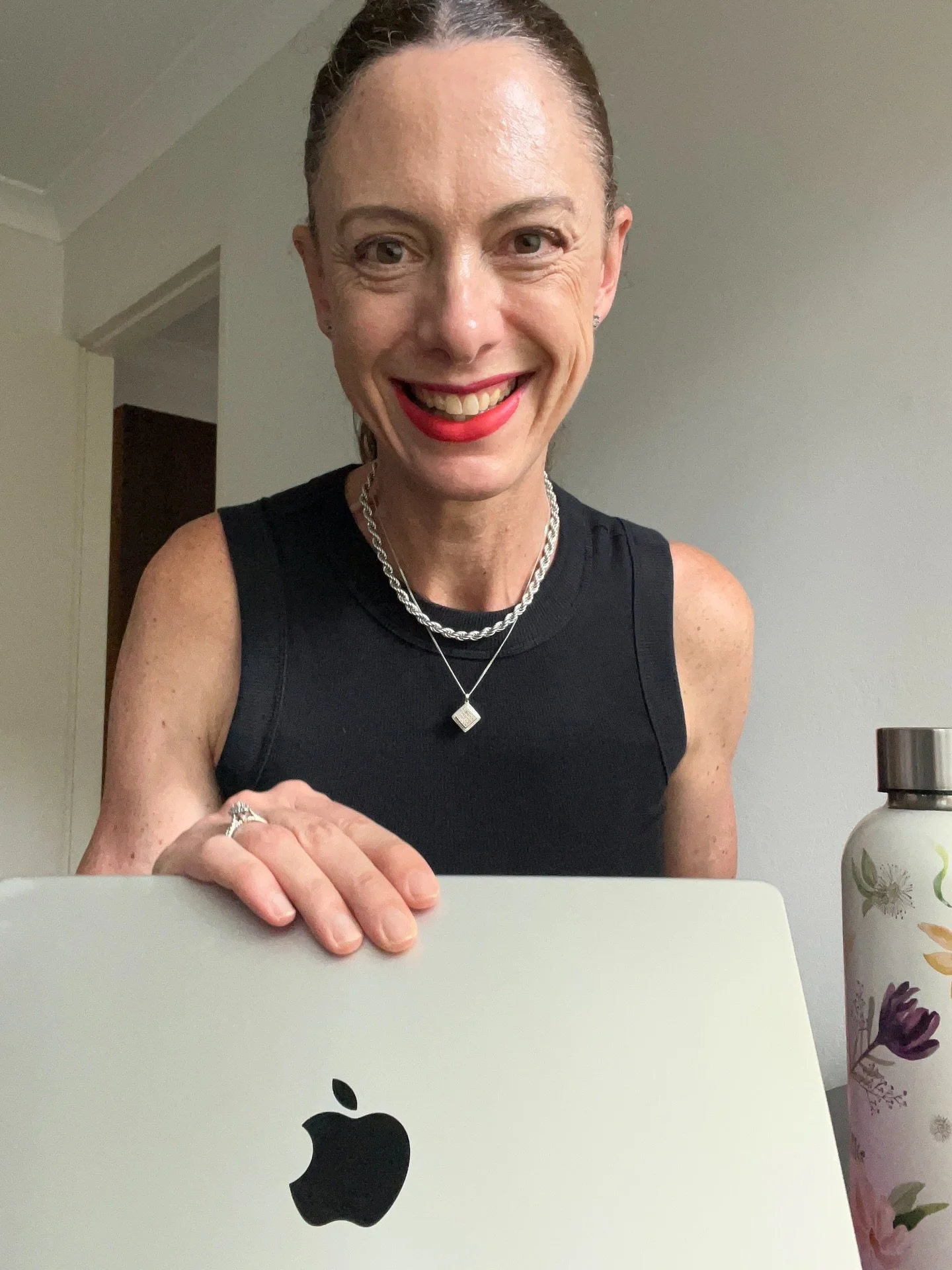 Returning to&nbsp;yourself regularly gives you the opportunity to reconnect to your authentic self, to your values, your energy, and your goals.&nbsp;It&rsquo;s&nbsp;a practice of self-awareness, self-discovery,&nbsp;and alignment.&nbsp;&nbsp;
&nbsp;