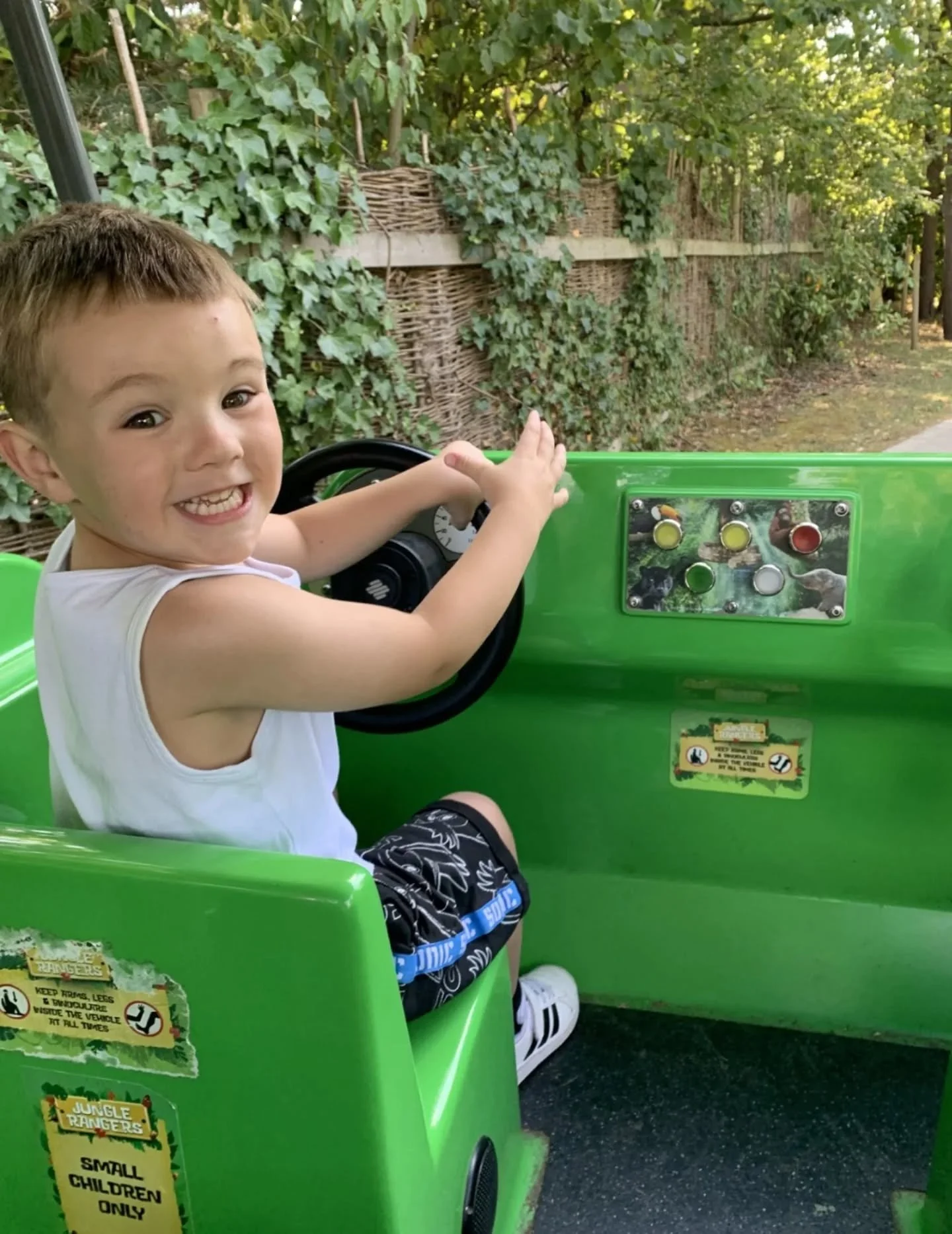 Over the summer, Oasis Charity brought joy, relief and connection to families across our community. From fun-filled family days out to vital support through our food bank and school uniform event, it was a season filled with kindness and care. π
Th