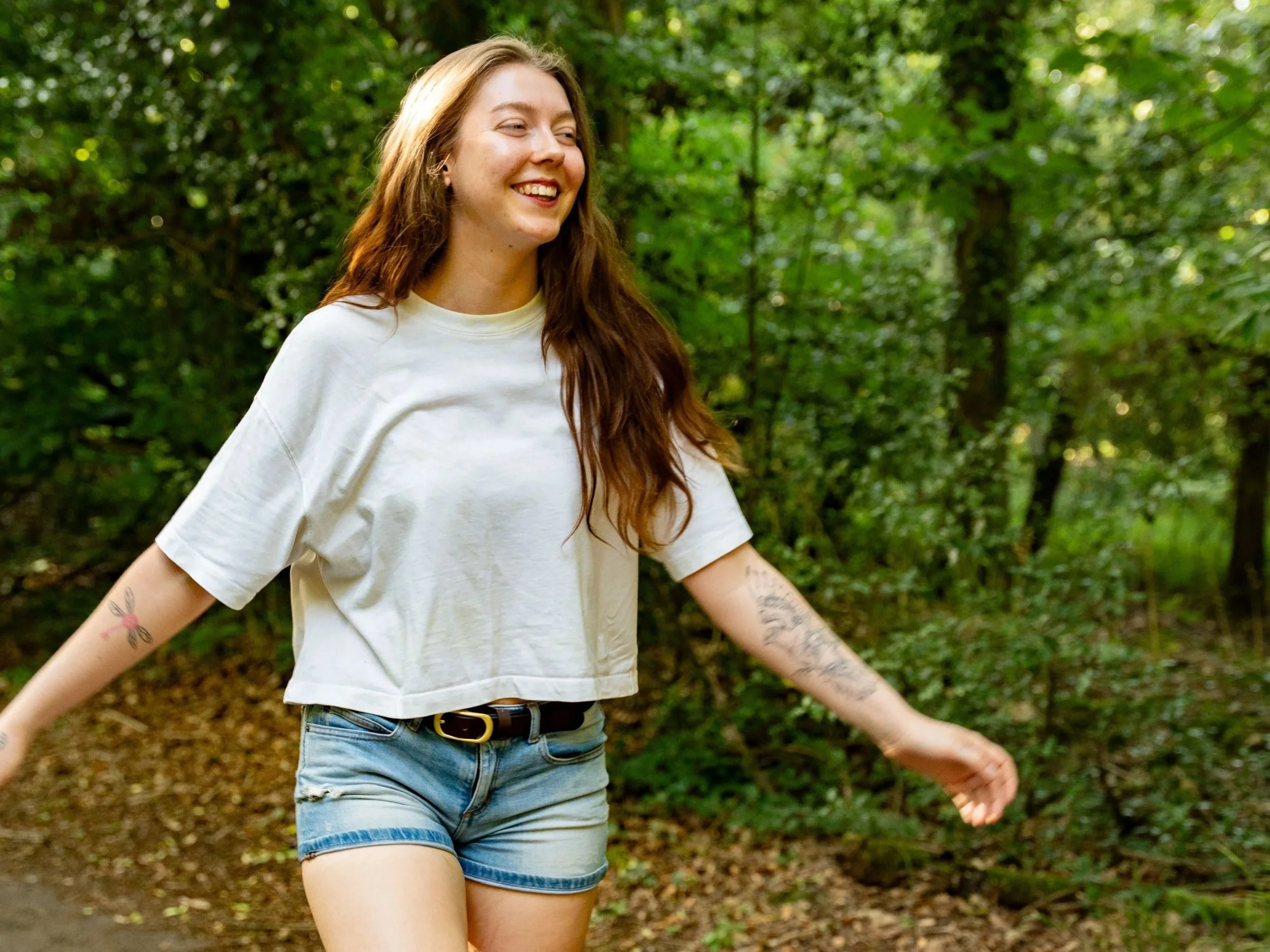 Honey Grace B Releases Her Debut EP “Nothing Is Mine And Everything Is Possible”