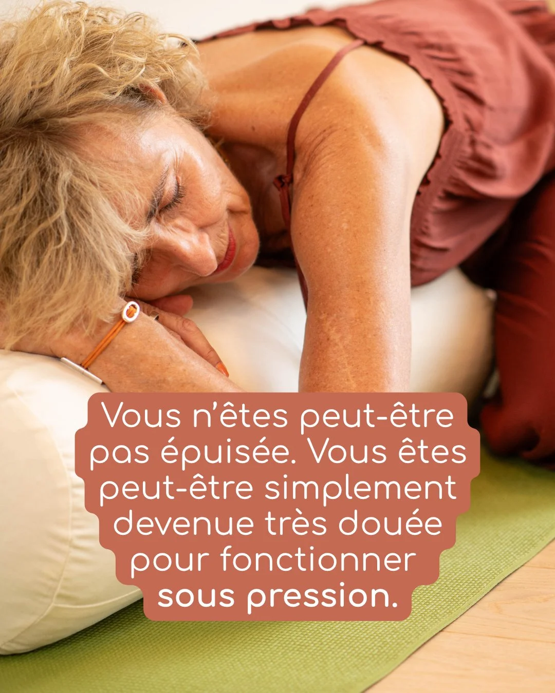 Vous n&rsquo;&ecirc;tes peut-&ecirc;tre pas &eacute;puis&eacute;e. Vous &ecirc;tes peut-&ecirc;tre simplement devenue tr&egrave;s dou&eacute;e pour fonctionner sous pression.
Vous travaillez, vous g&eacute;rez les impr&eacute;vus, vous pensez &agrave