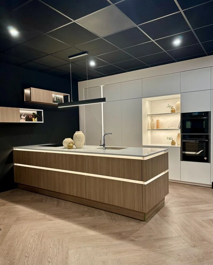SandyfordShowroom35.jpg
