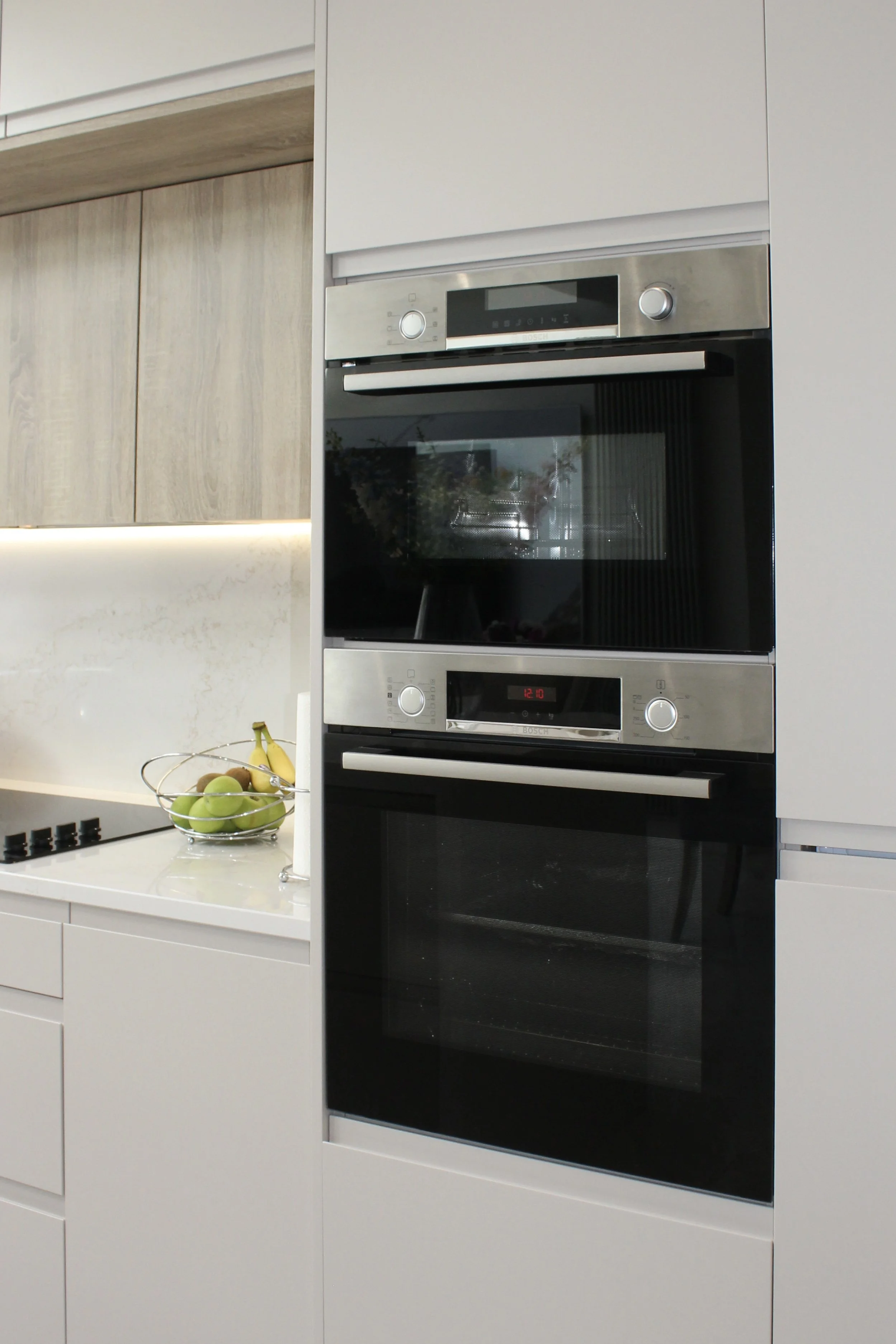 Cashmere and Oak Kitchen