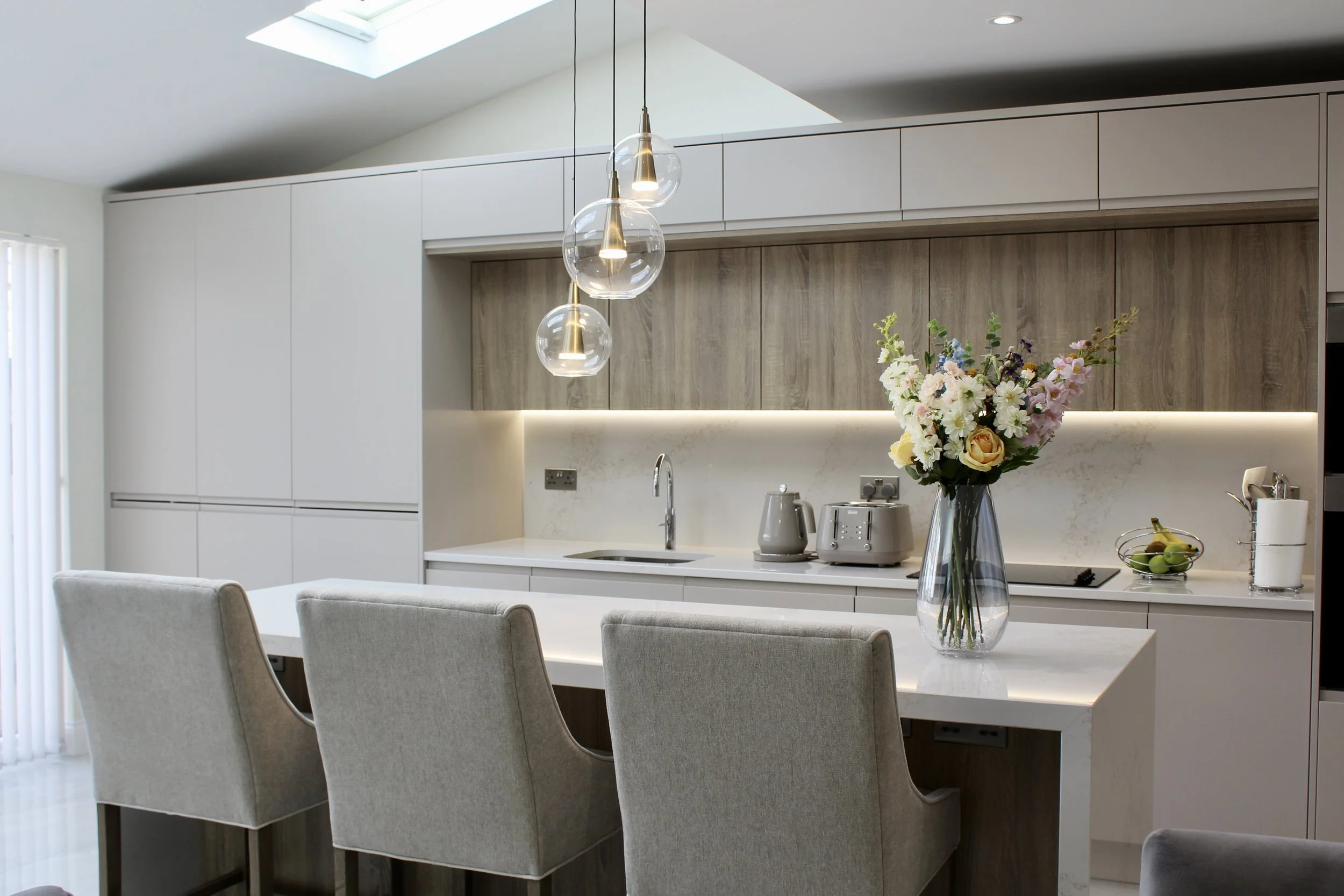 Cashmere and Oak Kitchen