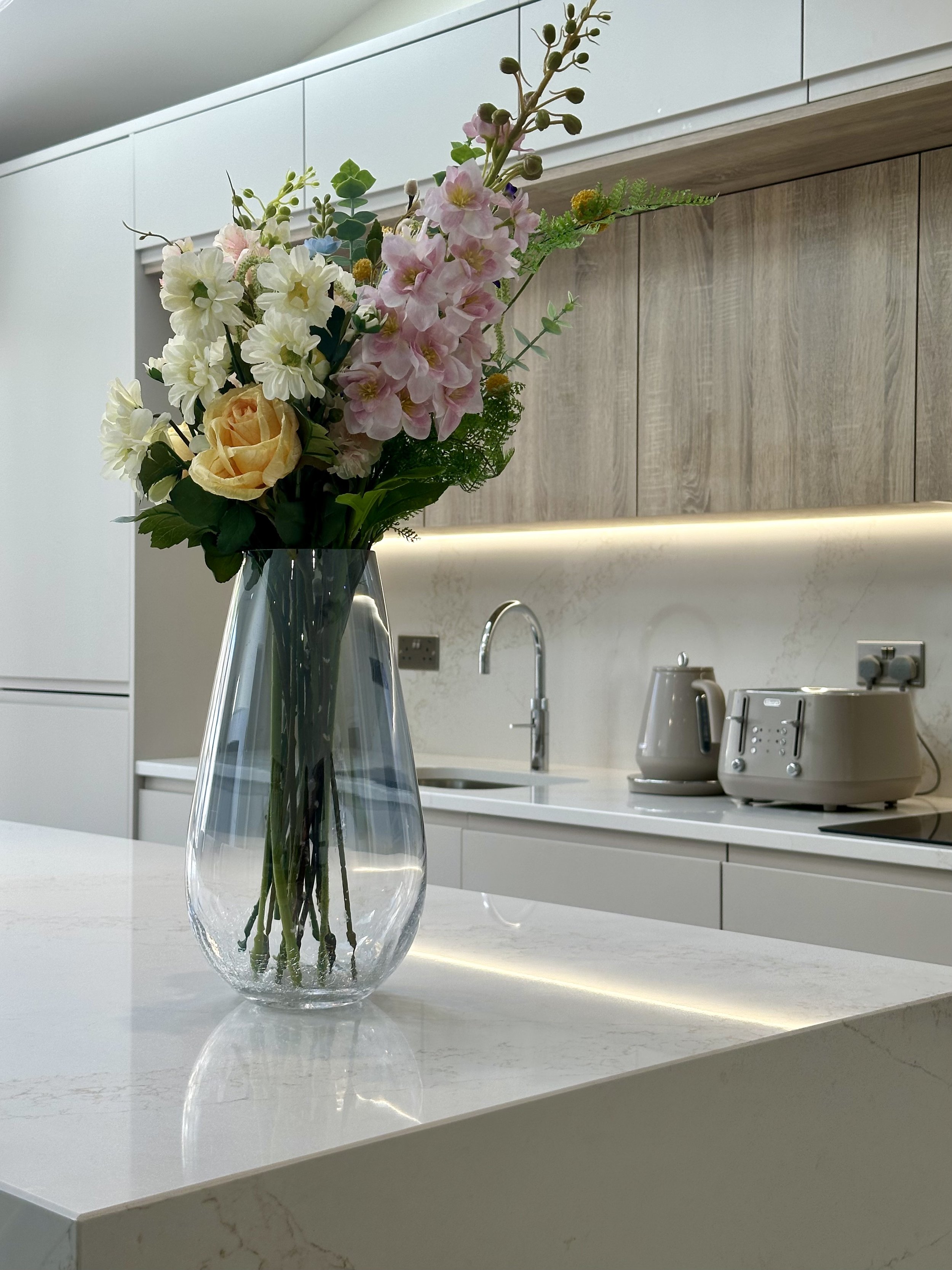 Cashmere and Oak Kitchen
