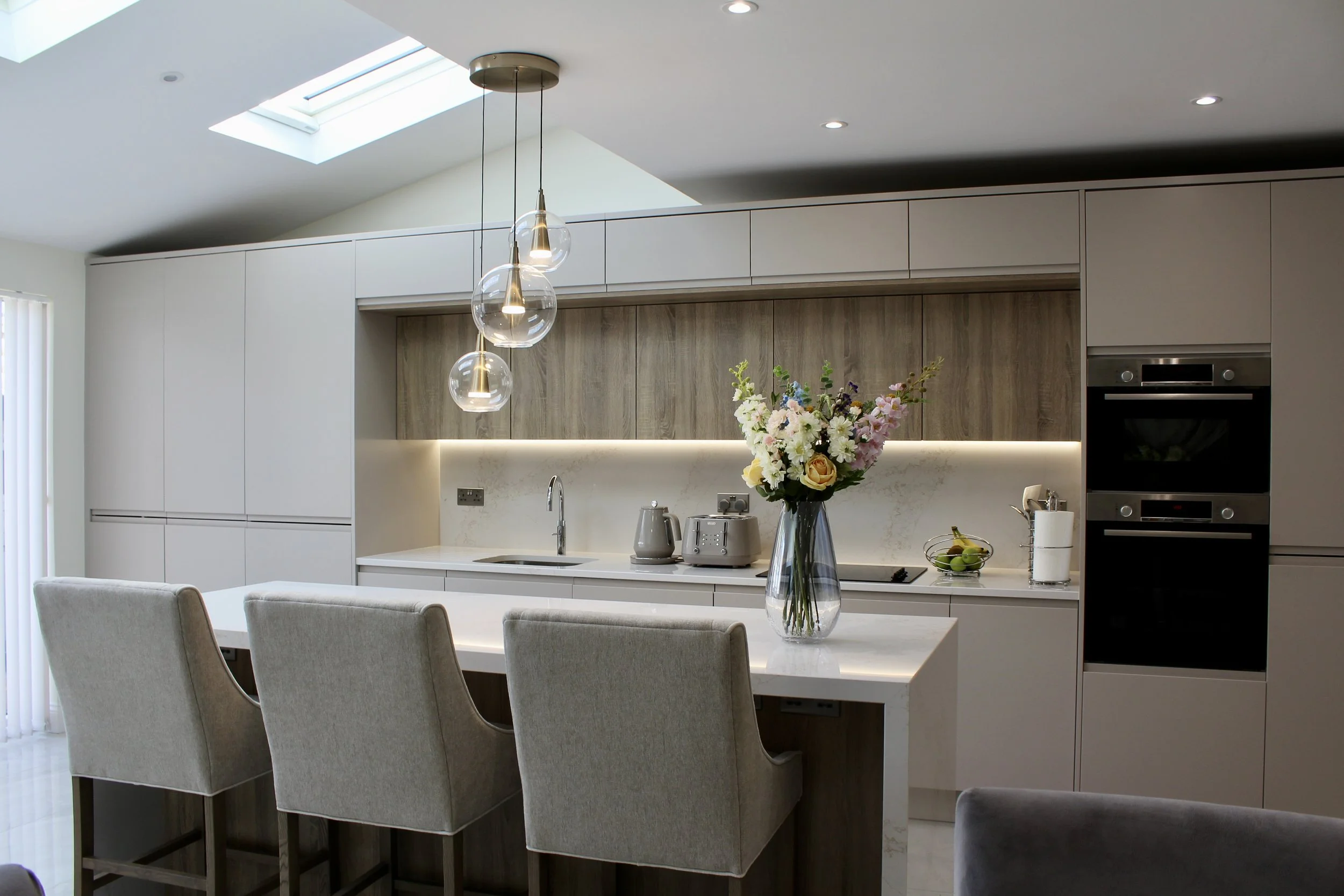 Cashmere and Oak Kitchen