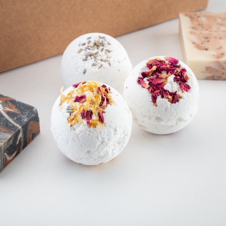 Soap and Bath Bomb Set-3 900x900.jpg