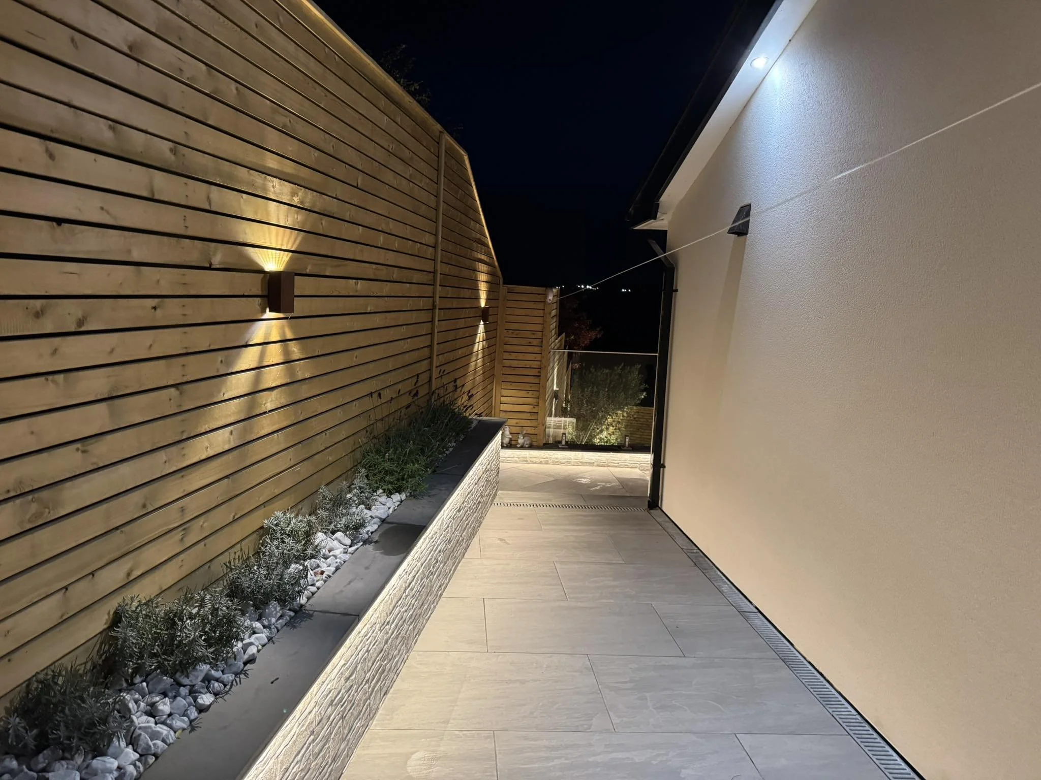 The Best Patio Materials for UK Gardens: Porcelain, Sandstone or Limestone?