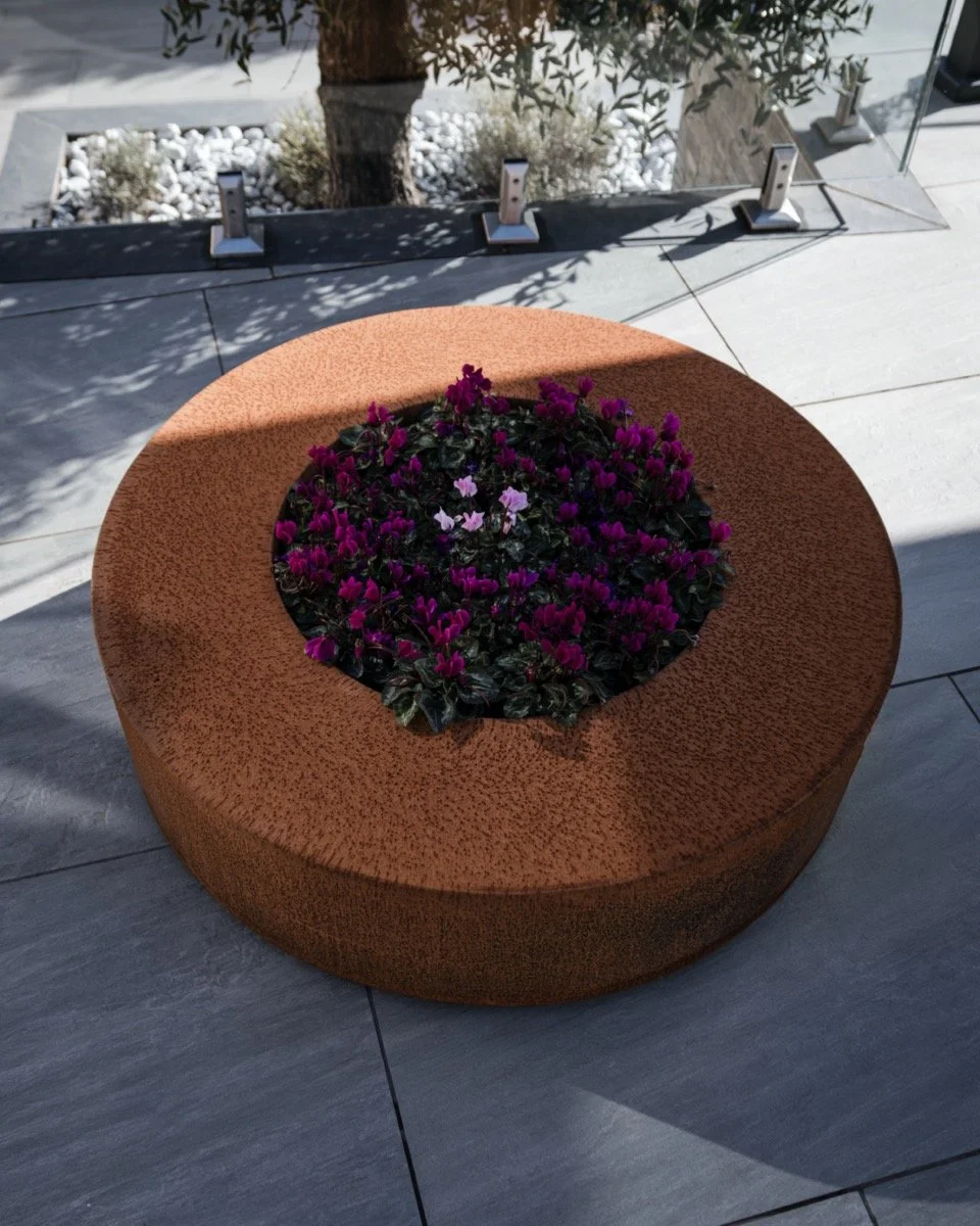 Beautifully finished garden featuring modern landscaping and premium materials