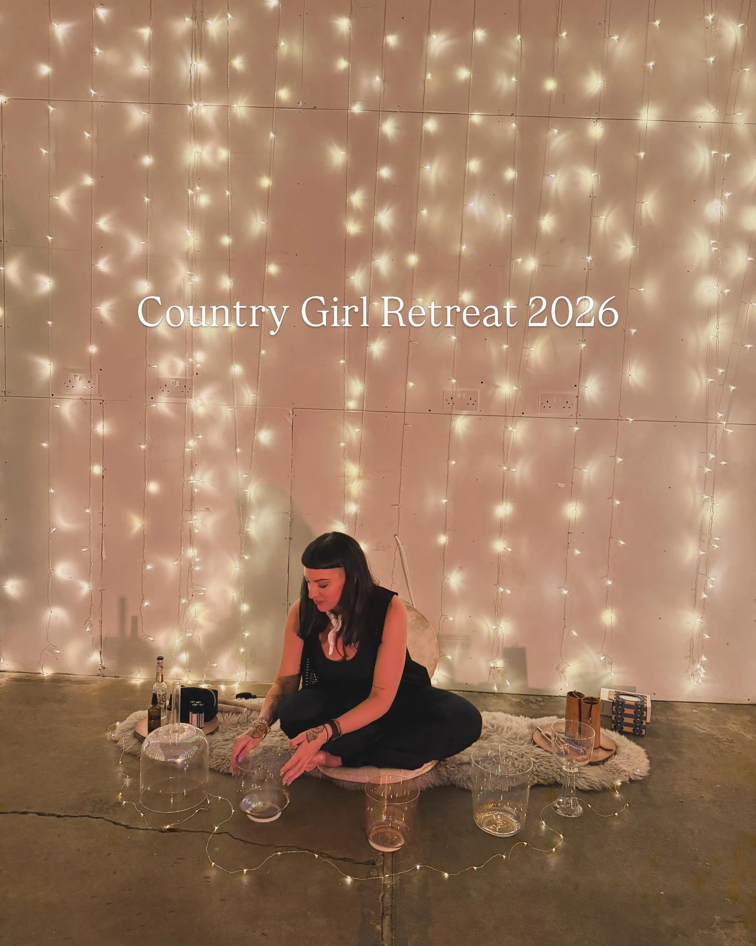The best weekend with the best girls 🪩🤠💕🥣✨

The pictures say it all 🫶

Yoga, Pilates and Soundbaths in the disco room, marshmallows toasted on the fire, incredible pizza, deer bebes and giant gnomes. 

Thanks you so so much for inviting me to ho