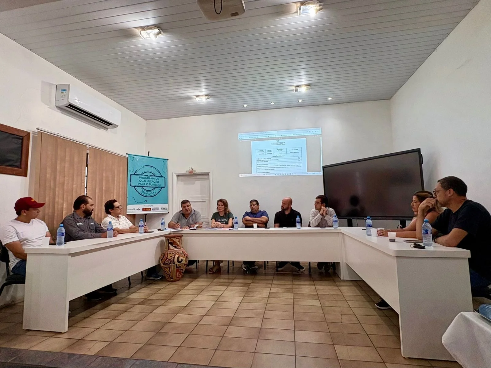      

 
   COMTUR inicia atividades de 2026 e elege nova Mesa Diretora em Bonito 
 




















  
  



    










































  

    
  
     

      

      
         
          
        
        

        
      