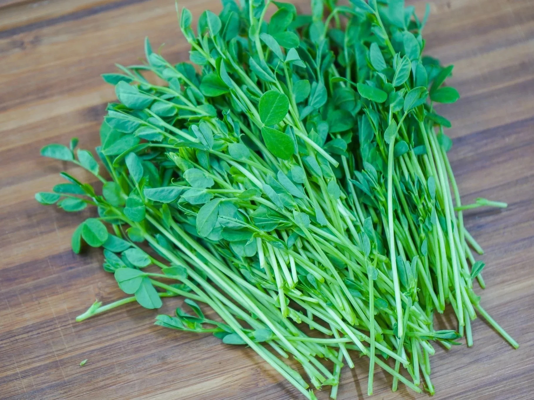organic pea shoots
