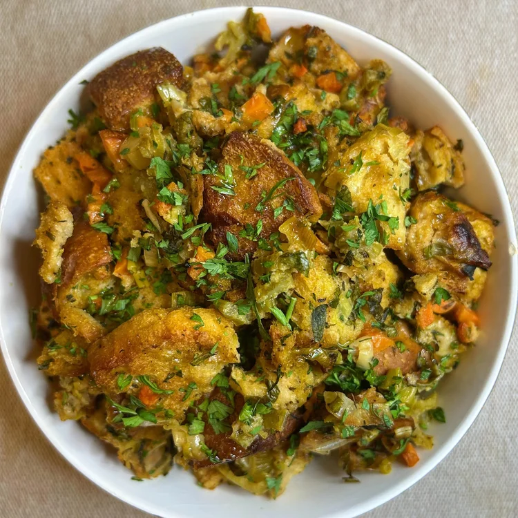 Herb stuffing with leeks