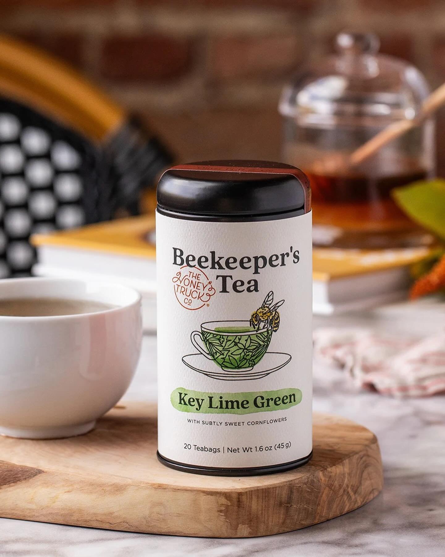 We are so happy with how these tea tins came out for @honeytruckco ☕️🐝✨