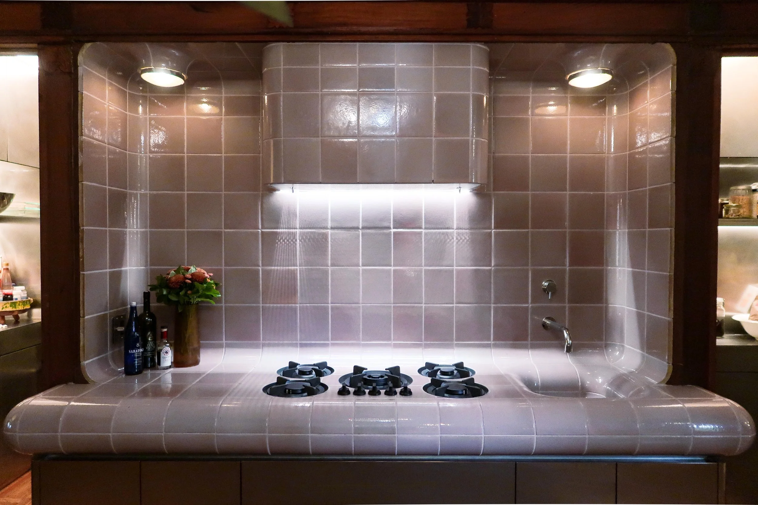 242 Kitchen.JPEG
