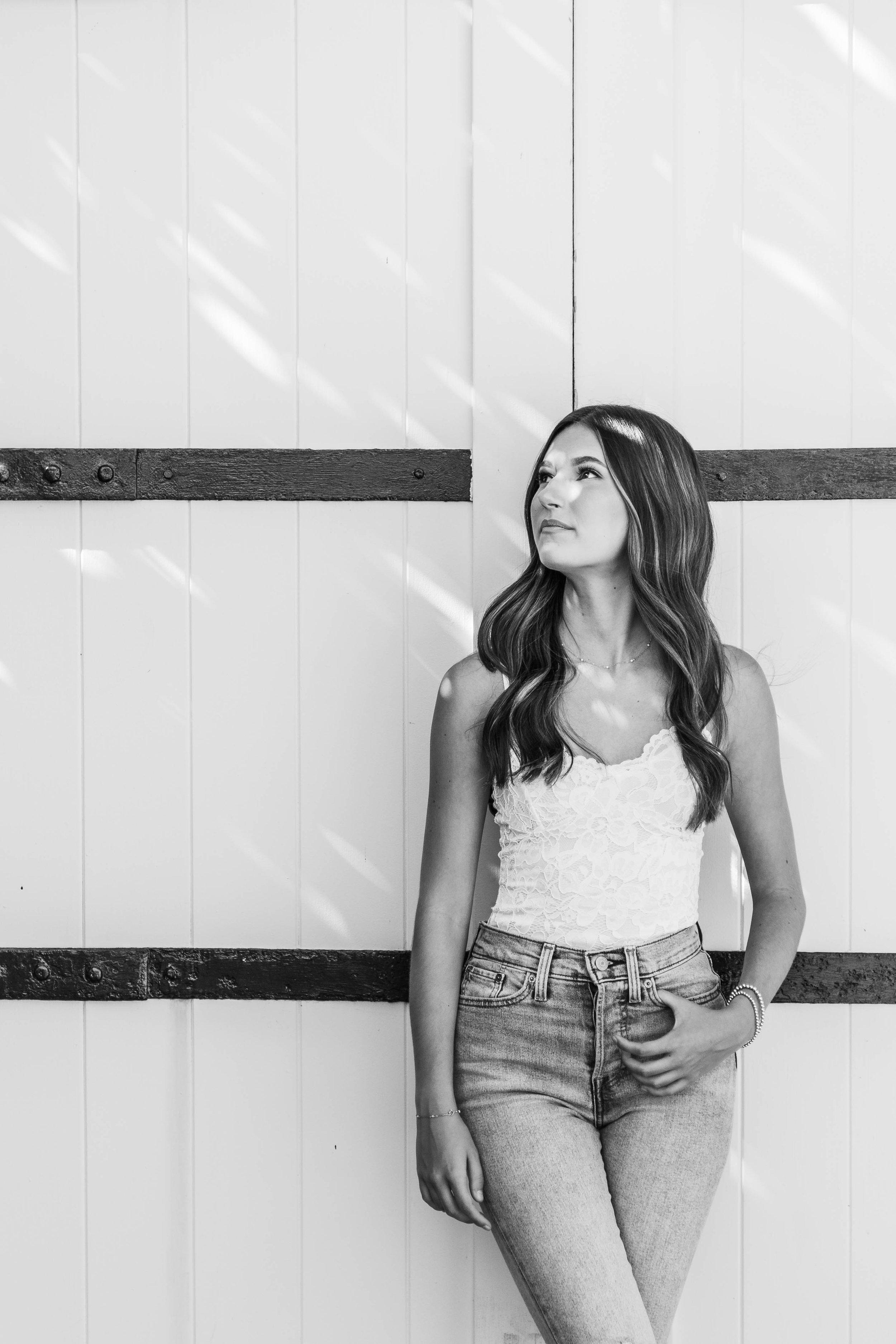 AK3_3934 _ Leah D _ Senior-4.jpg