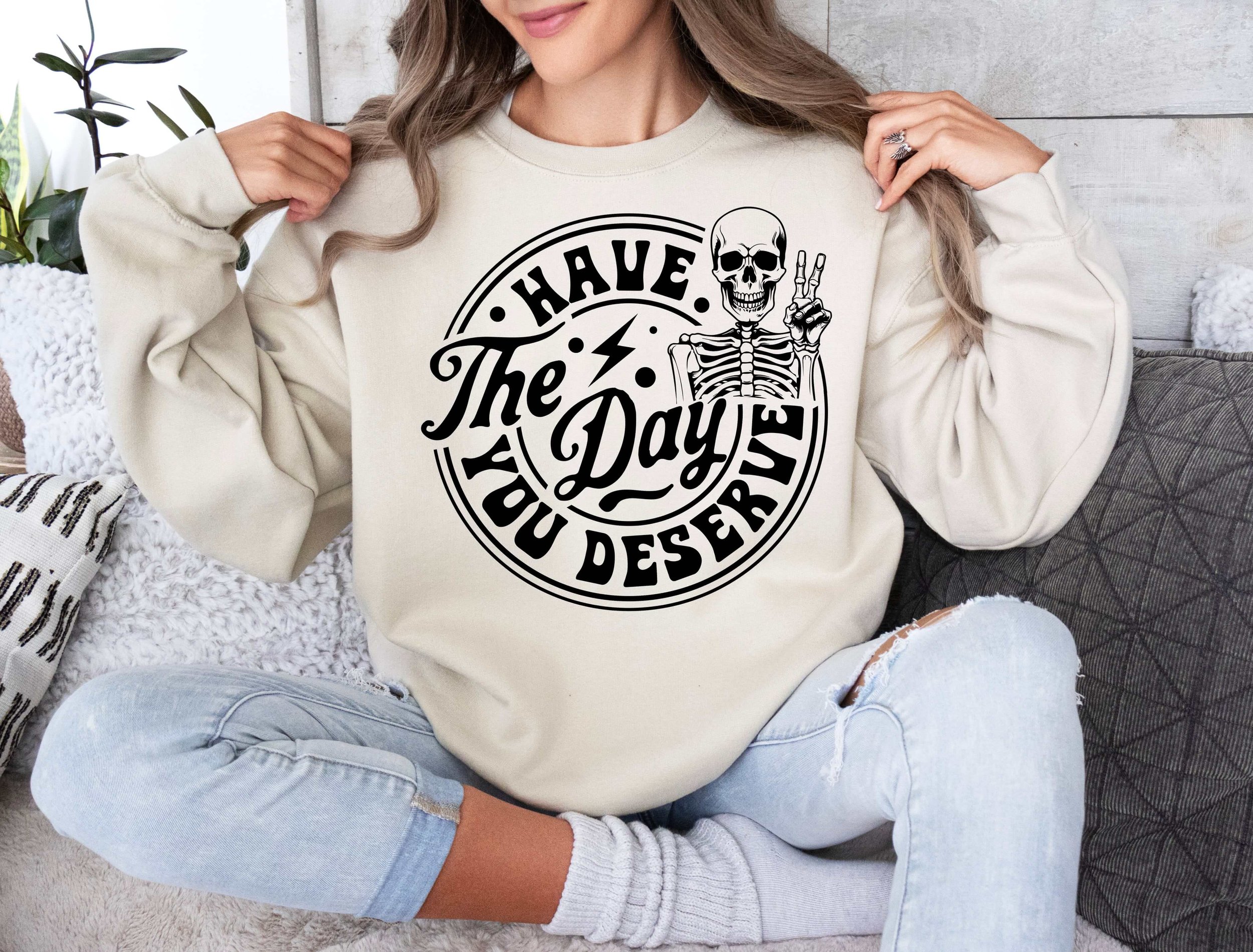 Sweatshirt-min.jpg