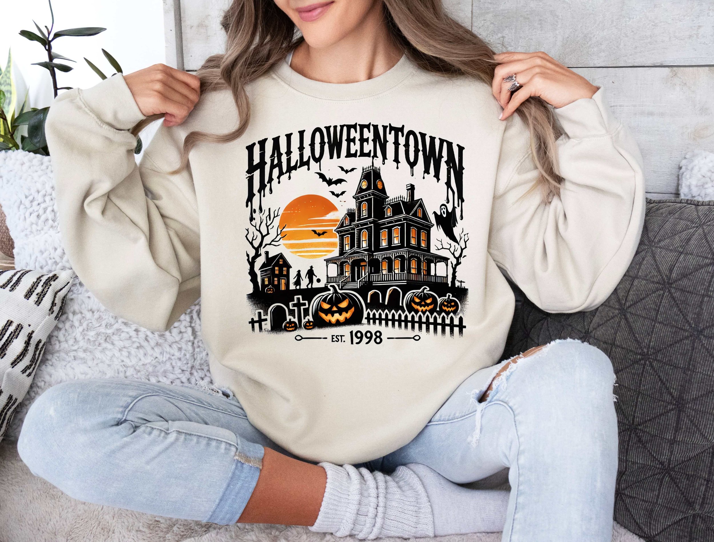 Sweatshirt-min.jpg