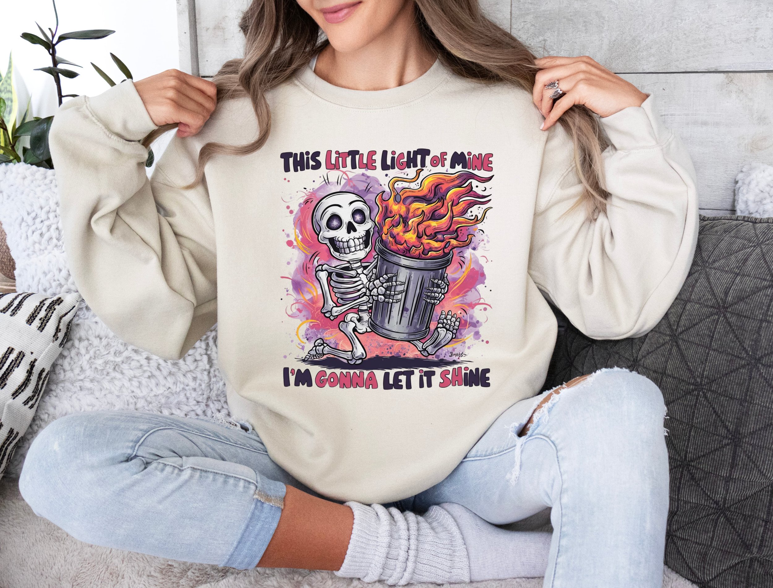 Sweatshirt-min.jpg