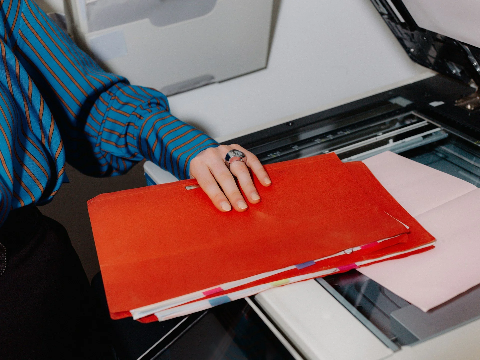 How to Print Paperback Books Without Design Experience