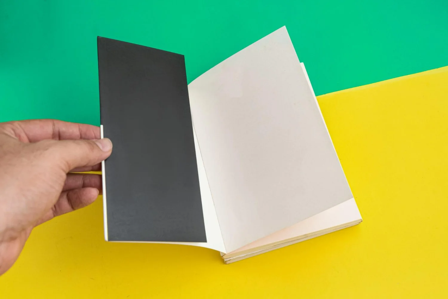 How to Print Paperback Books in UK Without Artwork Mistakes