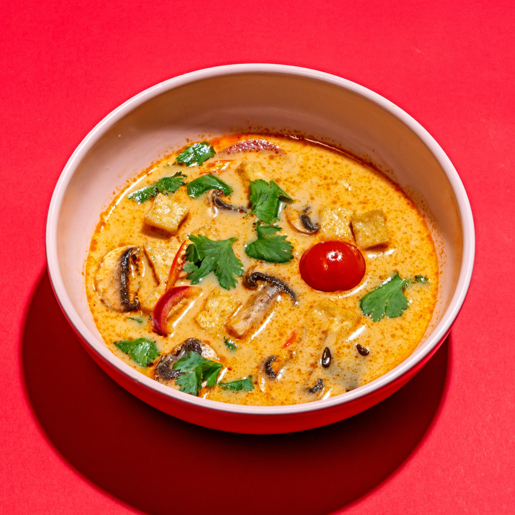 tomkha_red.png