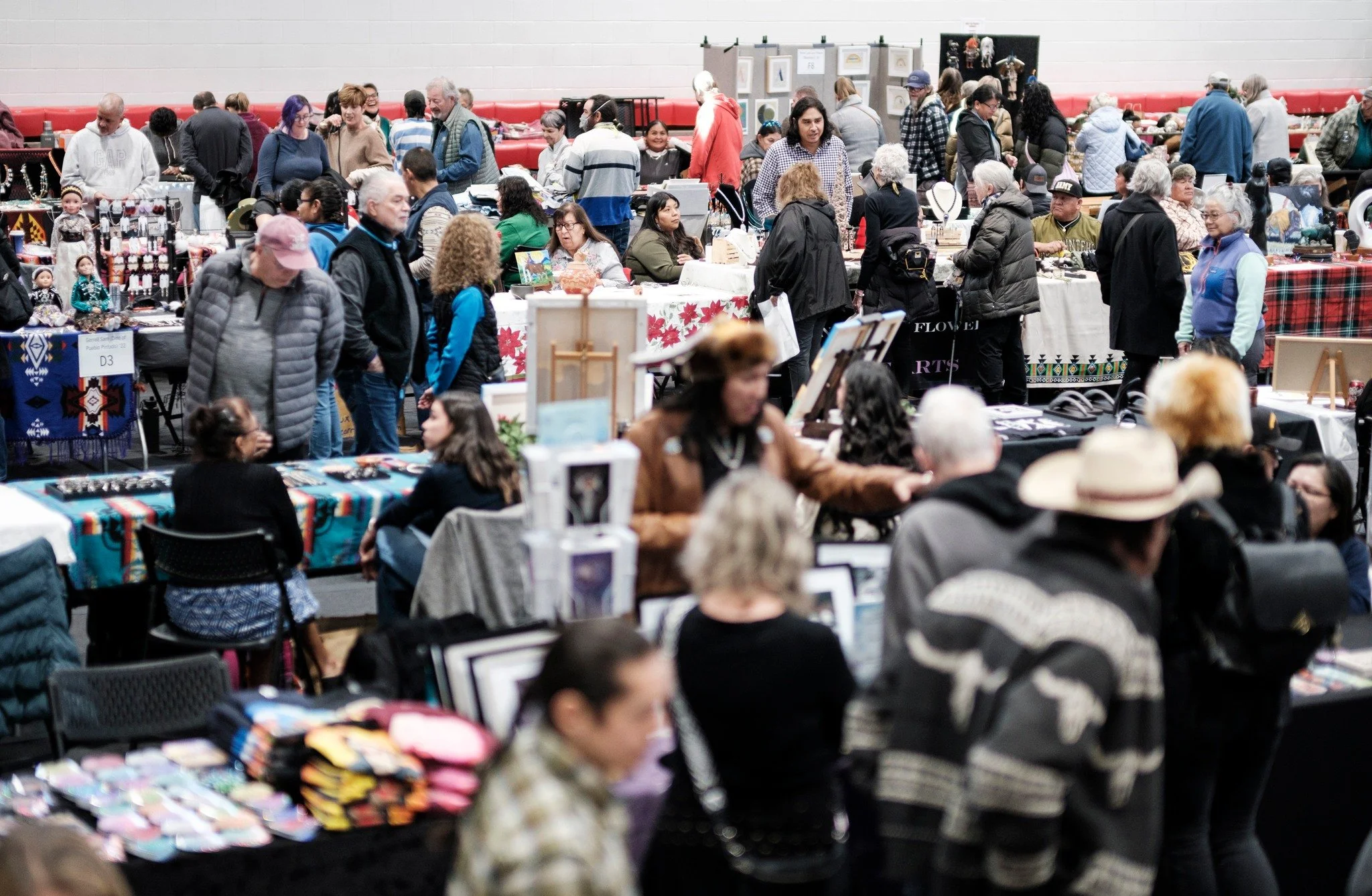IAIA Holiday Market 