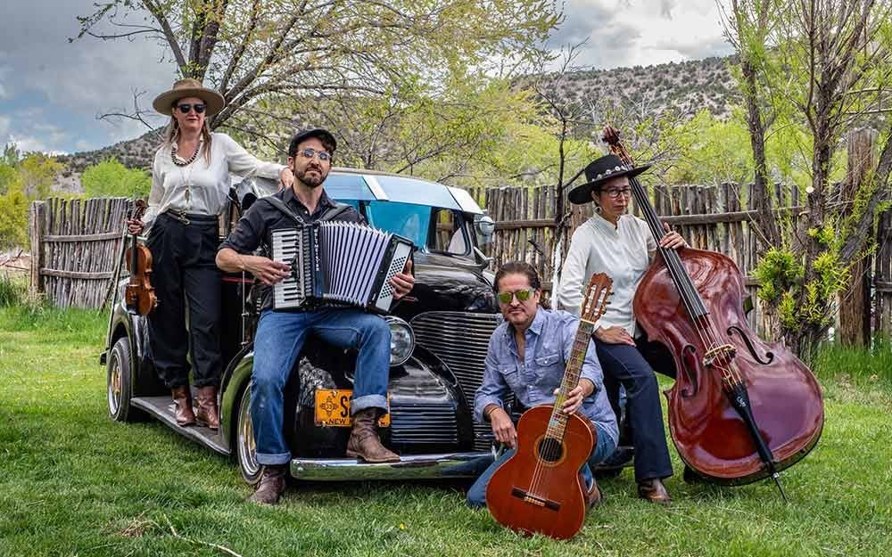 BAILE NUEVO MEXICANO