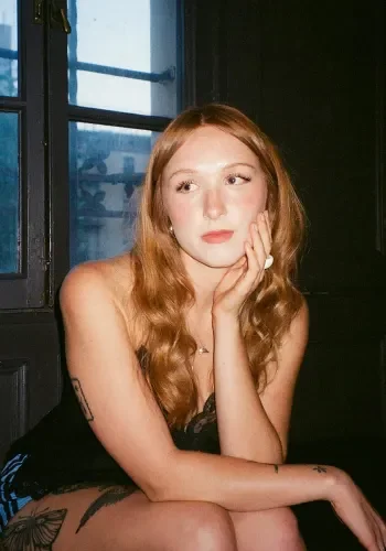 Bella White 