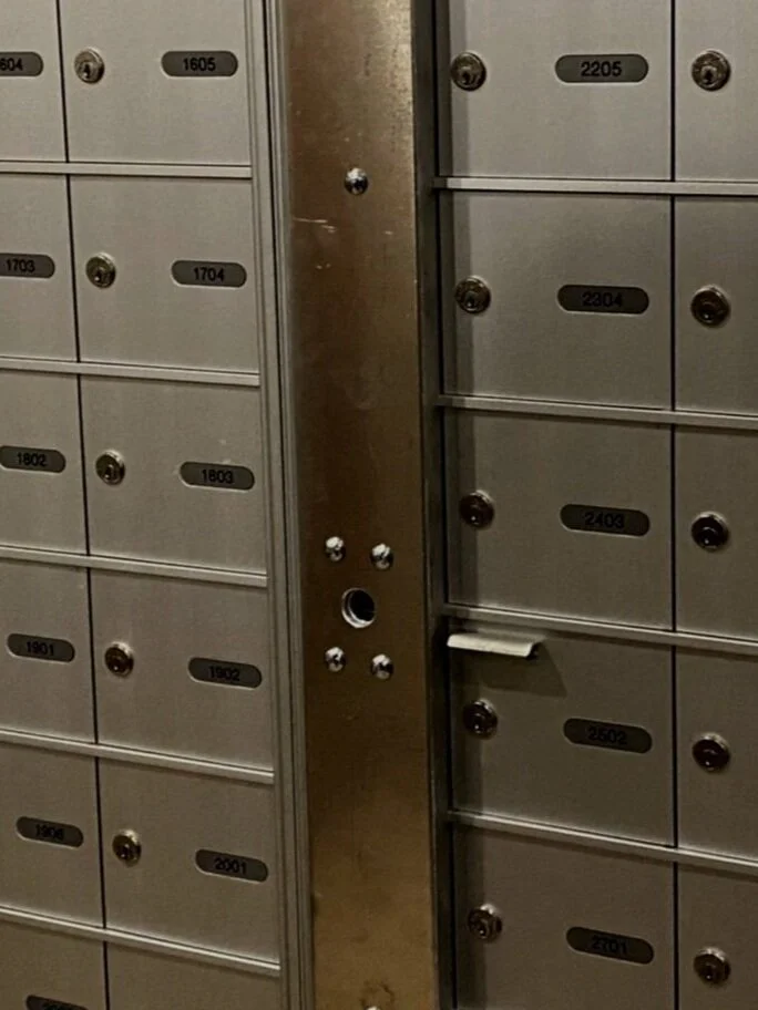 mailbox lock