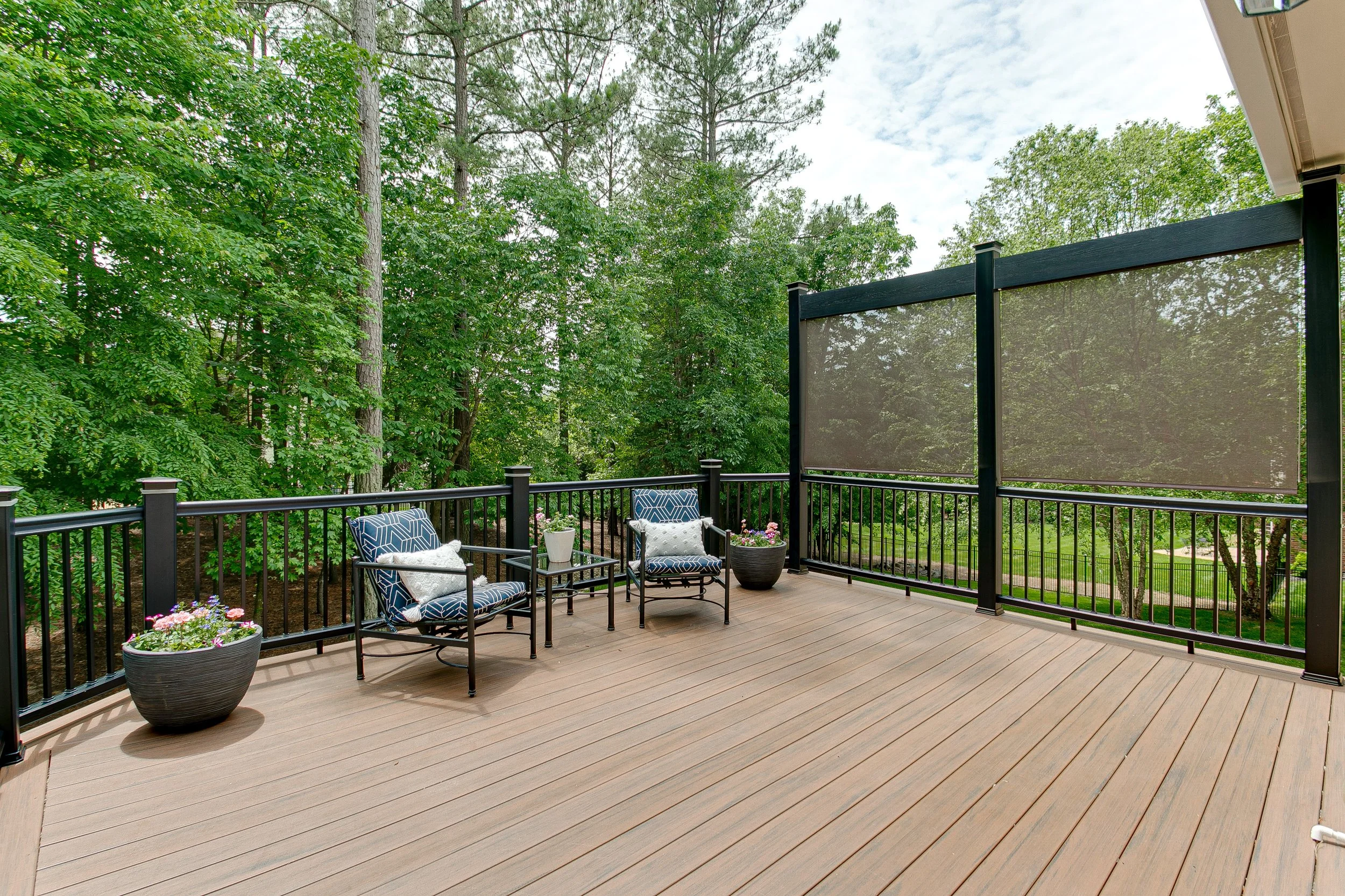 studio-g-deck-with-railing-outdoor-space-delaware.jpg