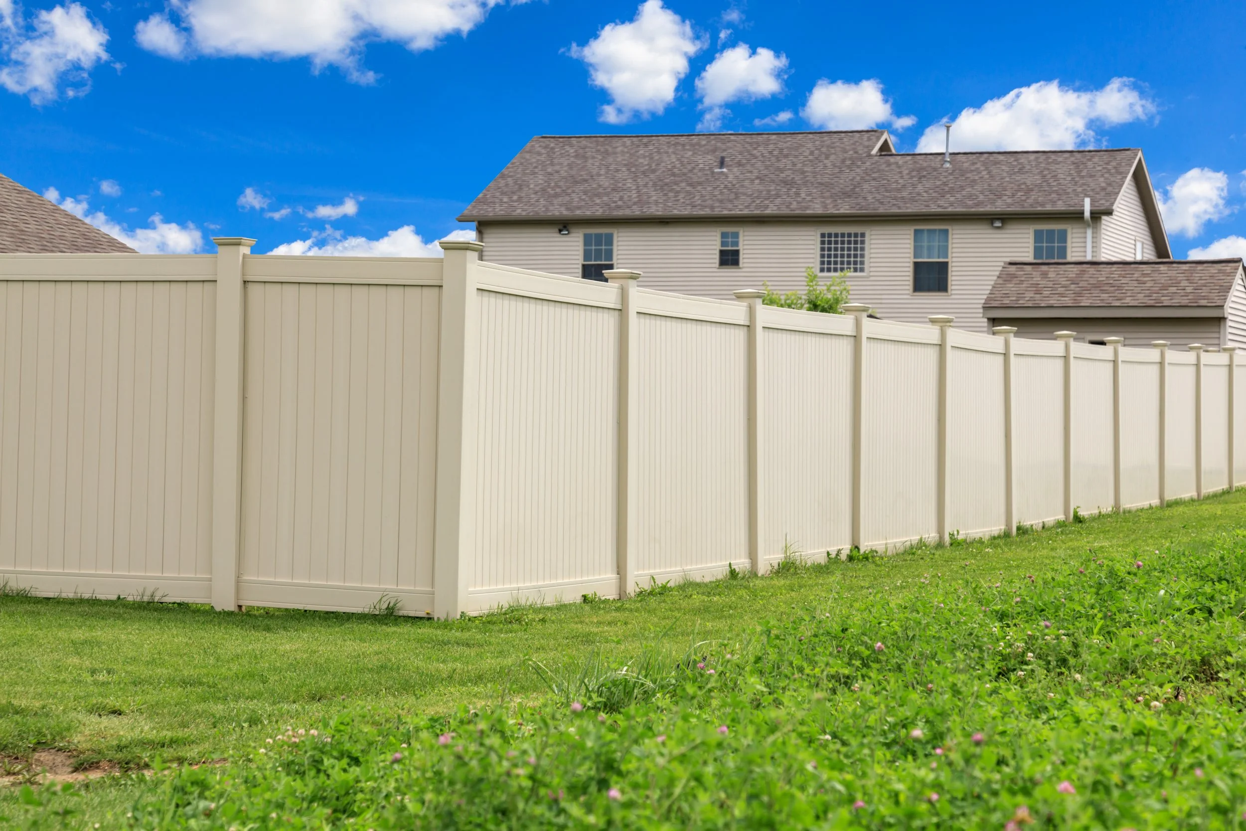 studiog-yard-boundary-fence-design_vinyl.jpg