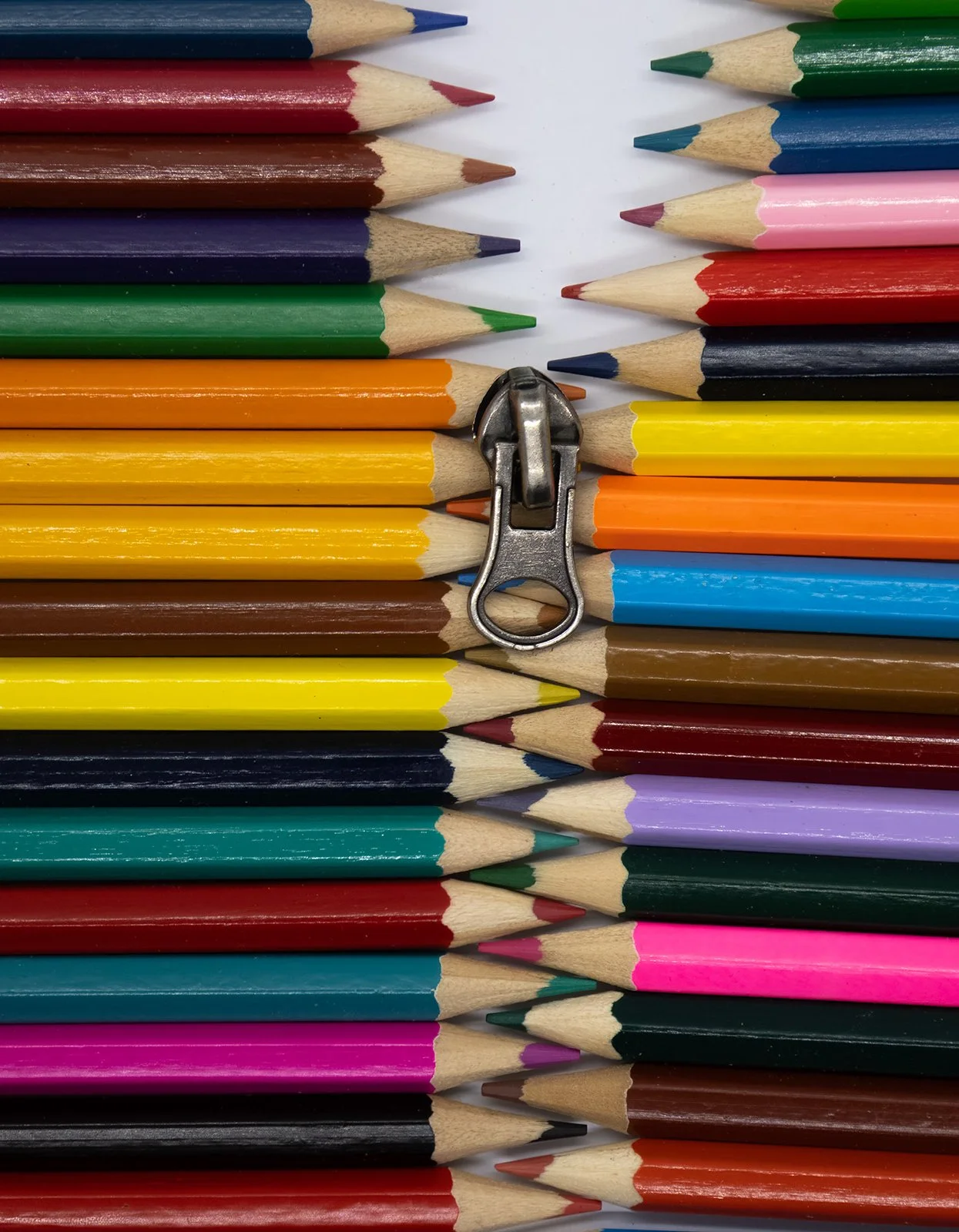 Its Going Down by Graham Robertson (1st, Division 2 Prints)