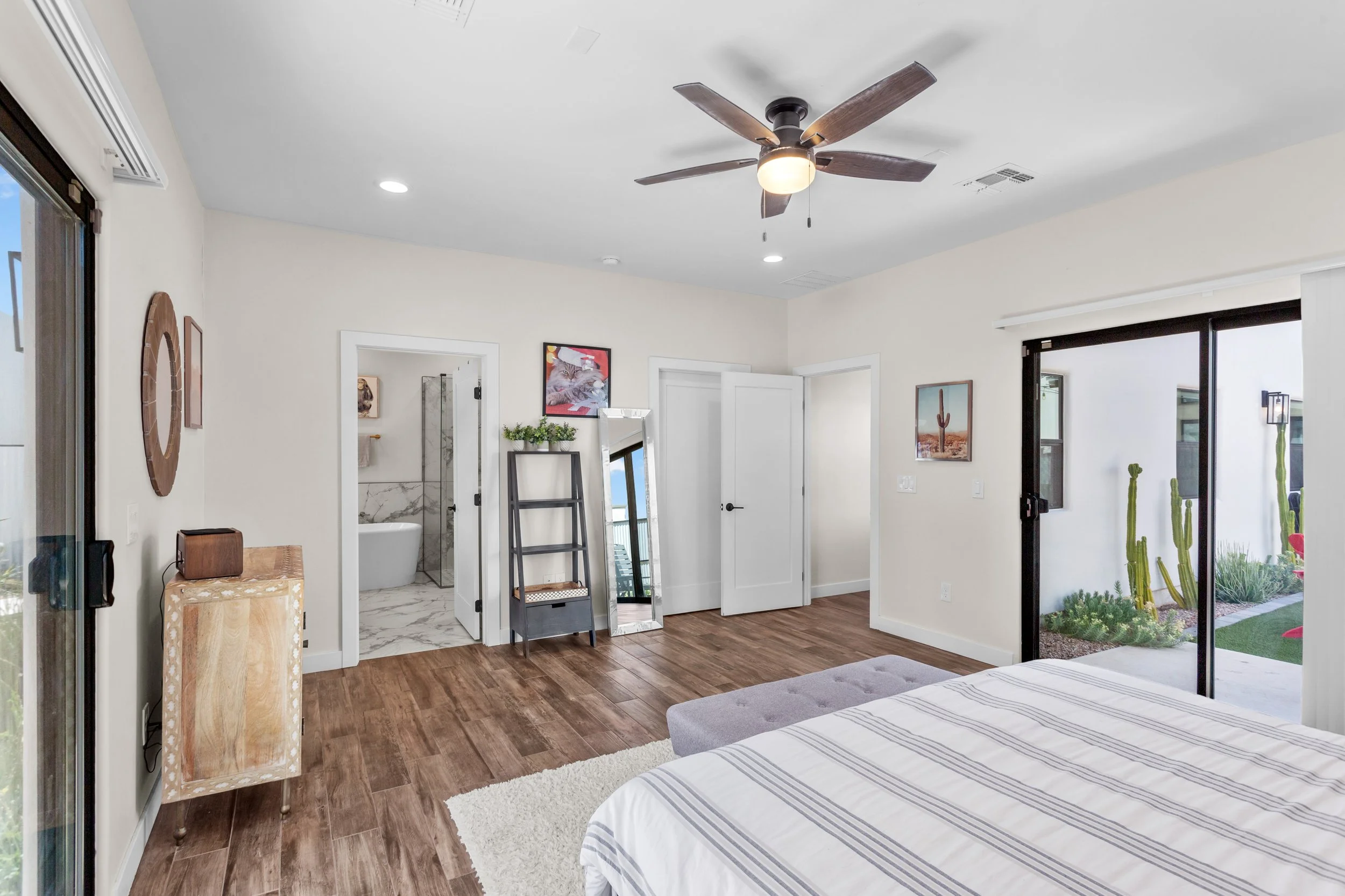 25-print-1522 E Waverly St -21.jpg