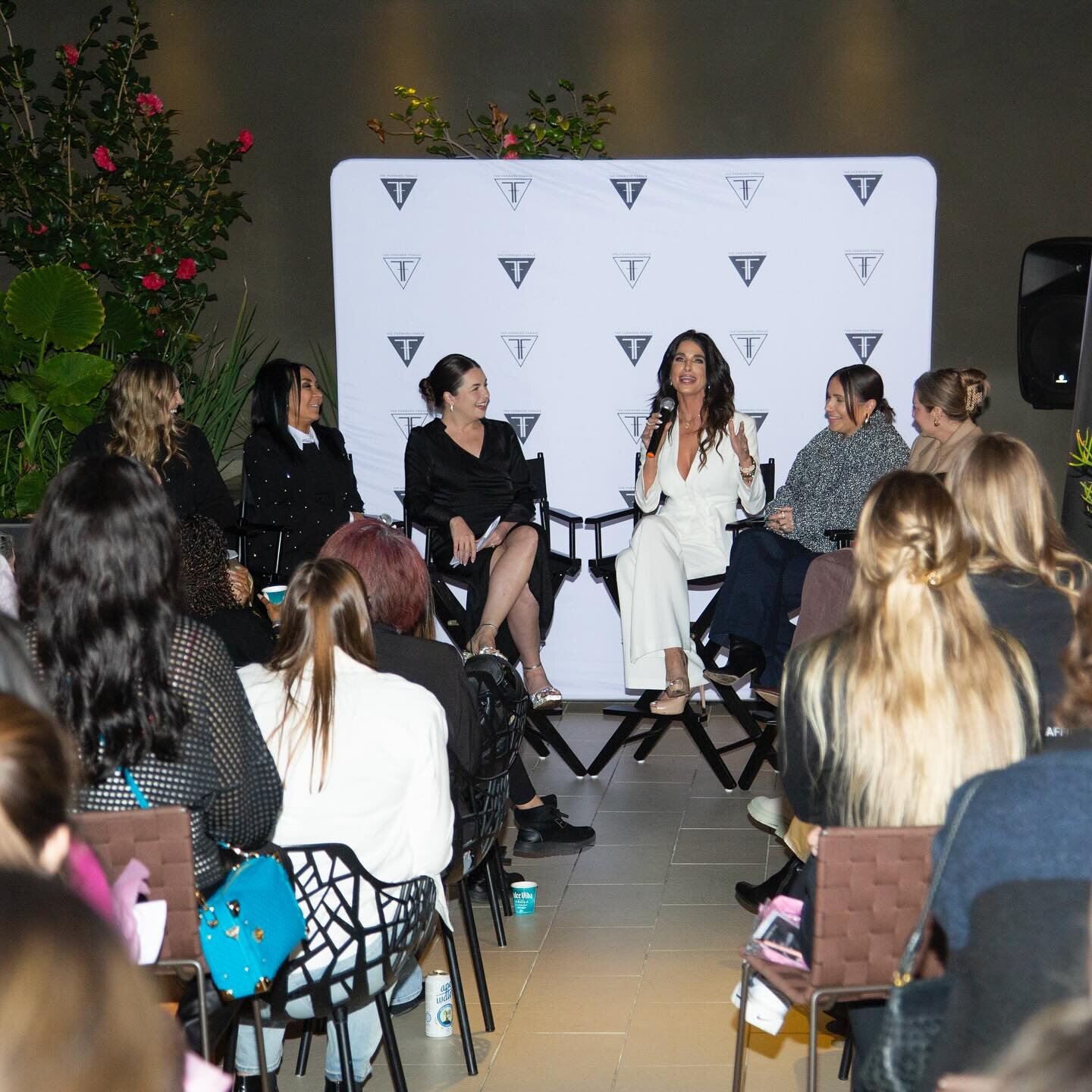 This event will go down in history. It might even make it into the textbooks 🥰

A group of powerful women taking over @viderela to make history, together 🥹 Thank you to everyone who attended- it was an honor to celebrate you and empower our communi