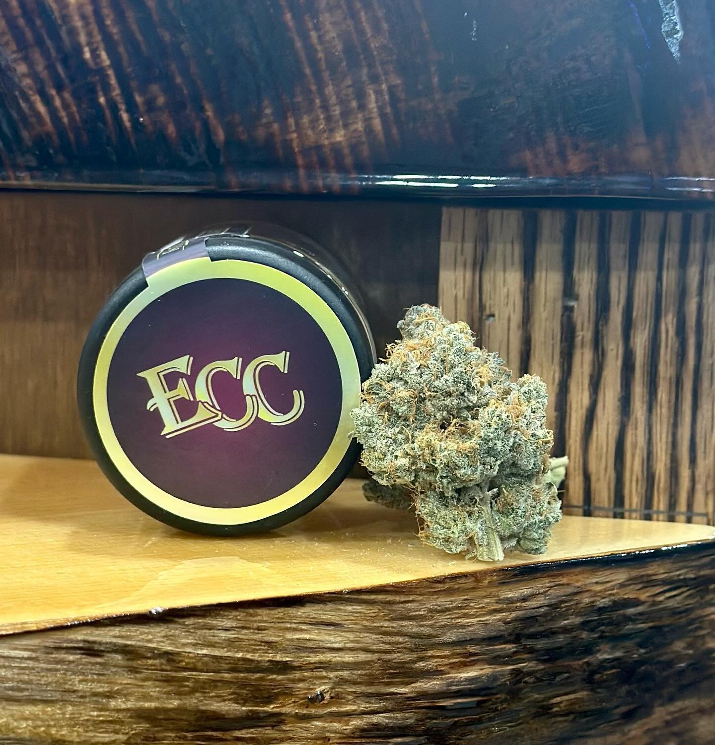 Blutooth |  Wifi OG x Blue Cookies 💙🍪 | Brought to you by East Coast Cure in Bangor ME!
.
.
.
.
NOTHING FOR SALE ON INSTAGRAM, MUST BE 21 YEARS OR OLDER, AMS1183