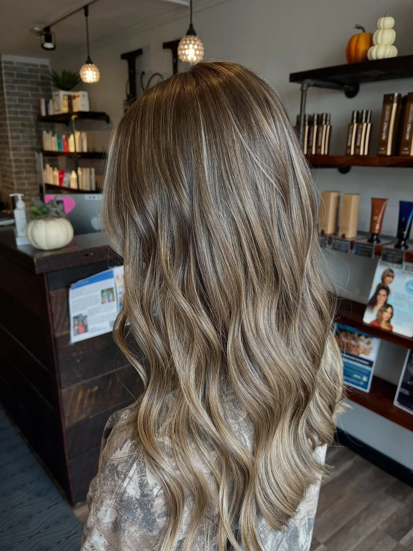 Fall blonde = exquisite! 🥂✨Hair by Janell! 🥰